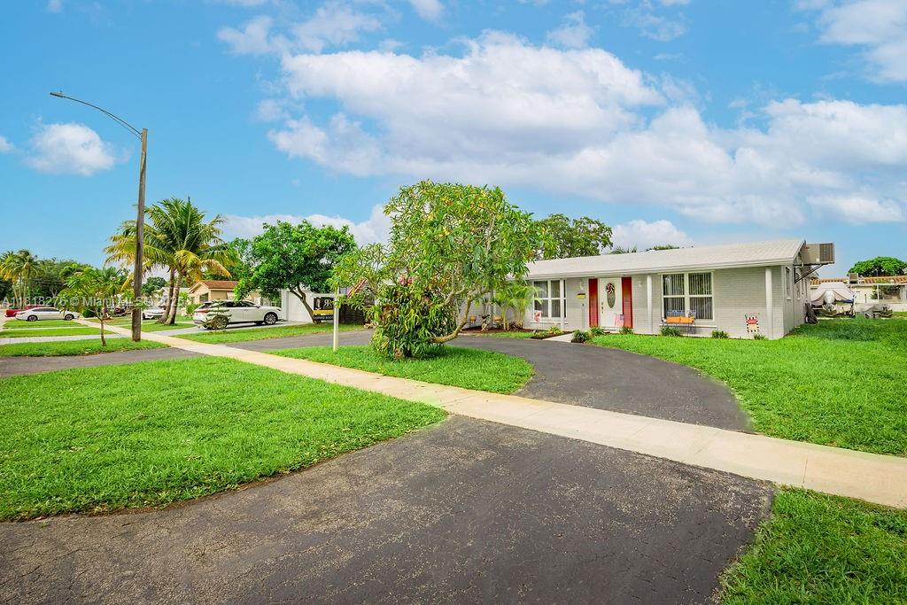 1801 N 55th Ave,Hollywood, FL 33021