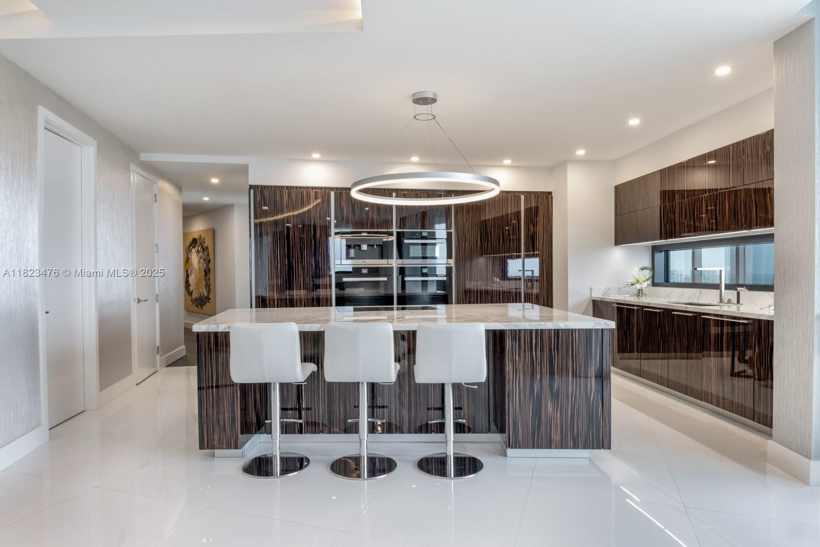image Porsche Design Tower20
