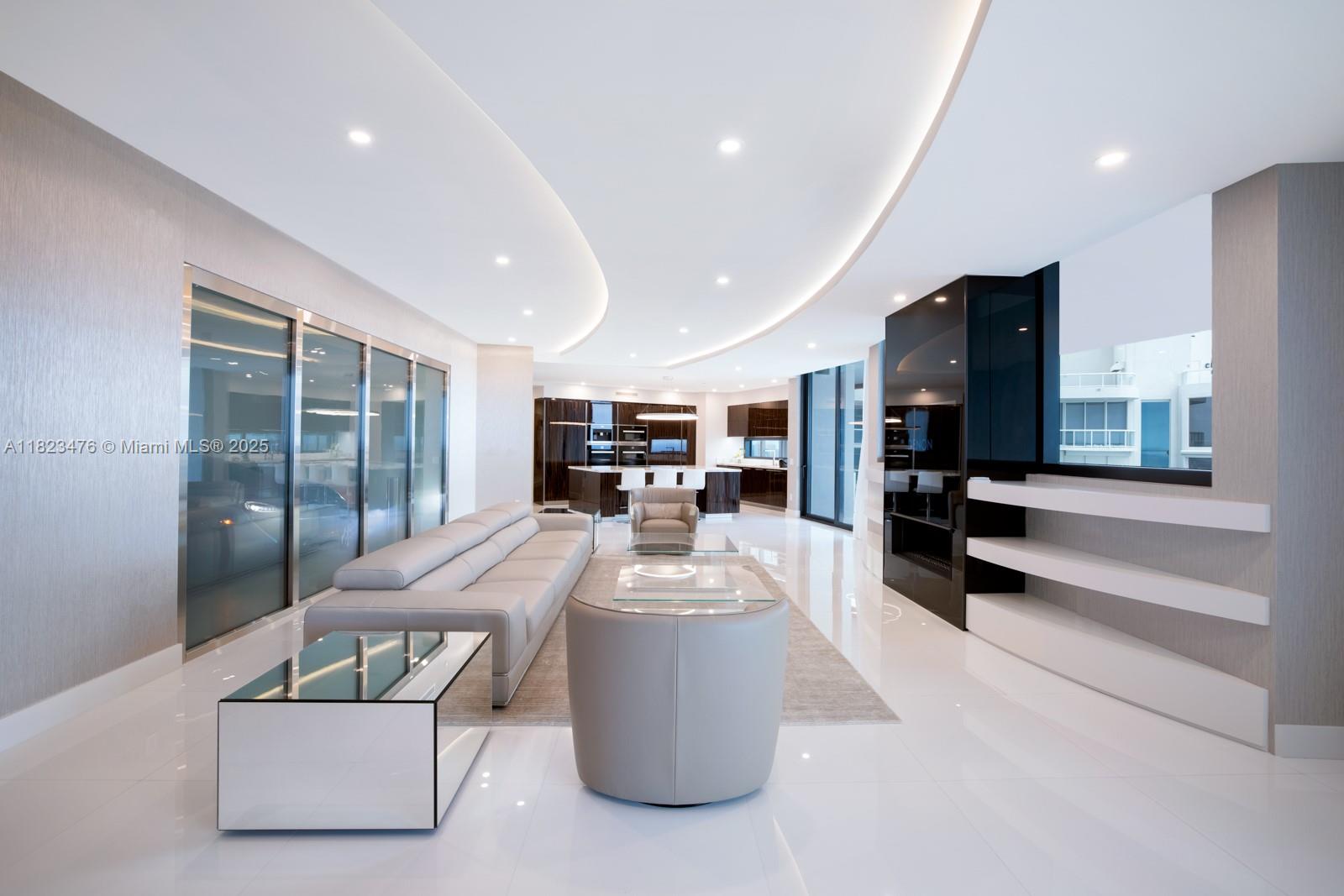 image Porsche Design Tower3