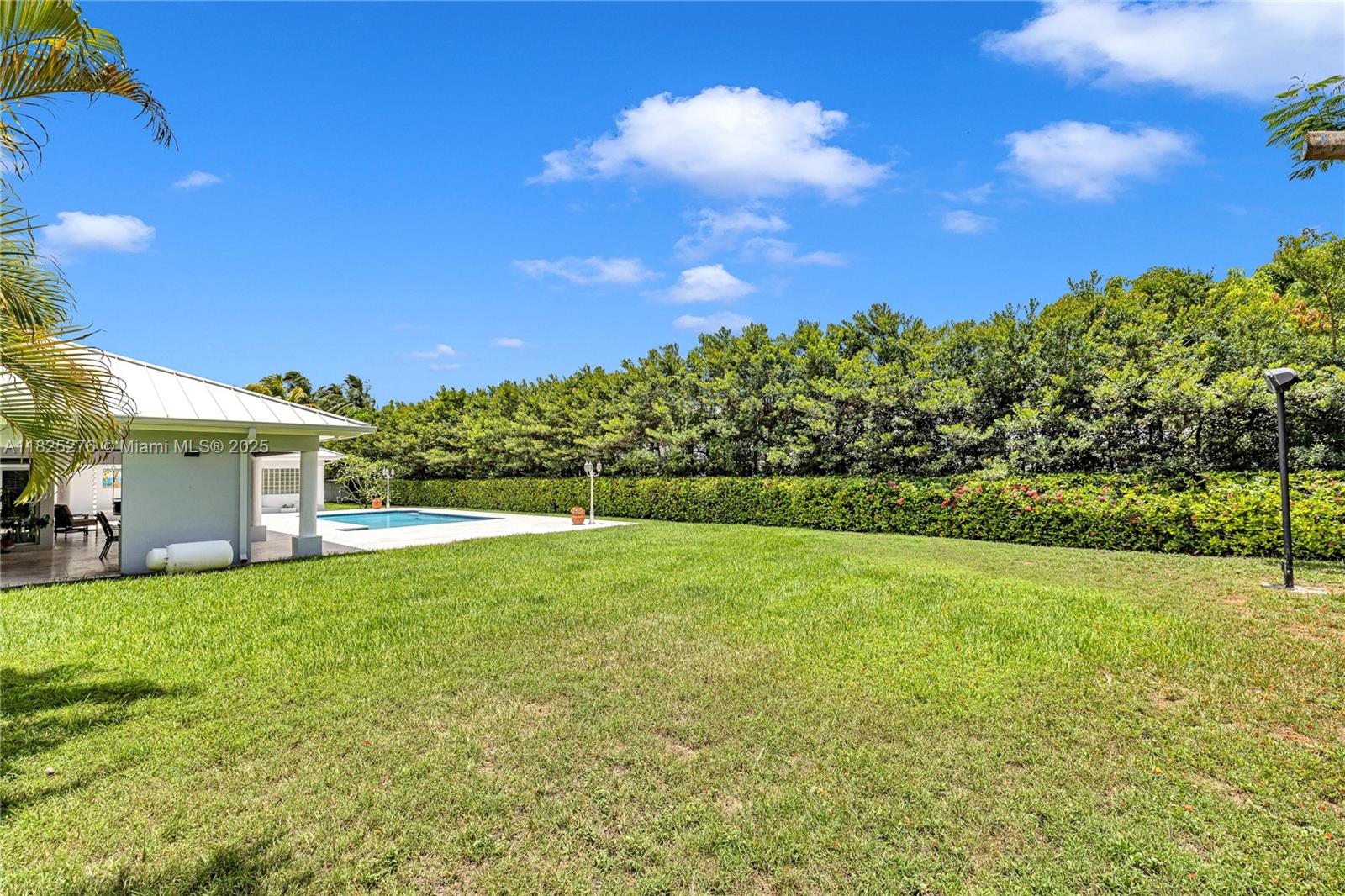 10563 SW 92nd Ave Miami, FL 33176