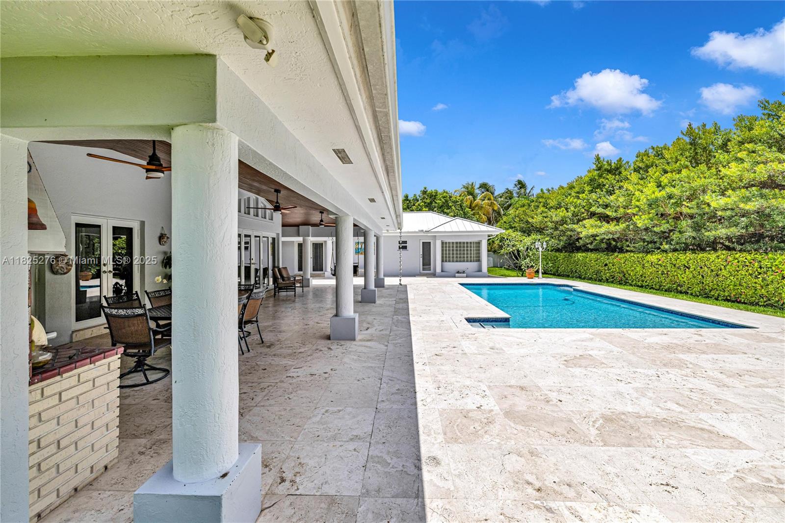 10563 SW 92nd Ave Miami, FL 33176