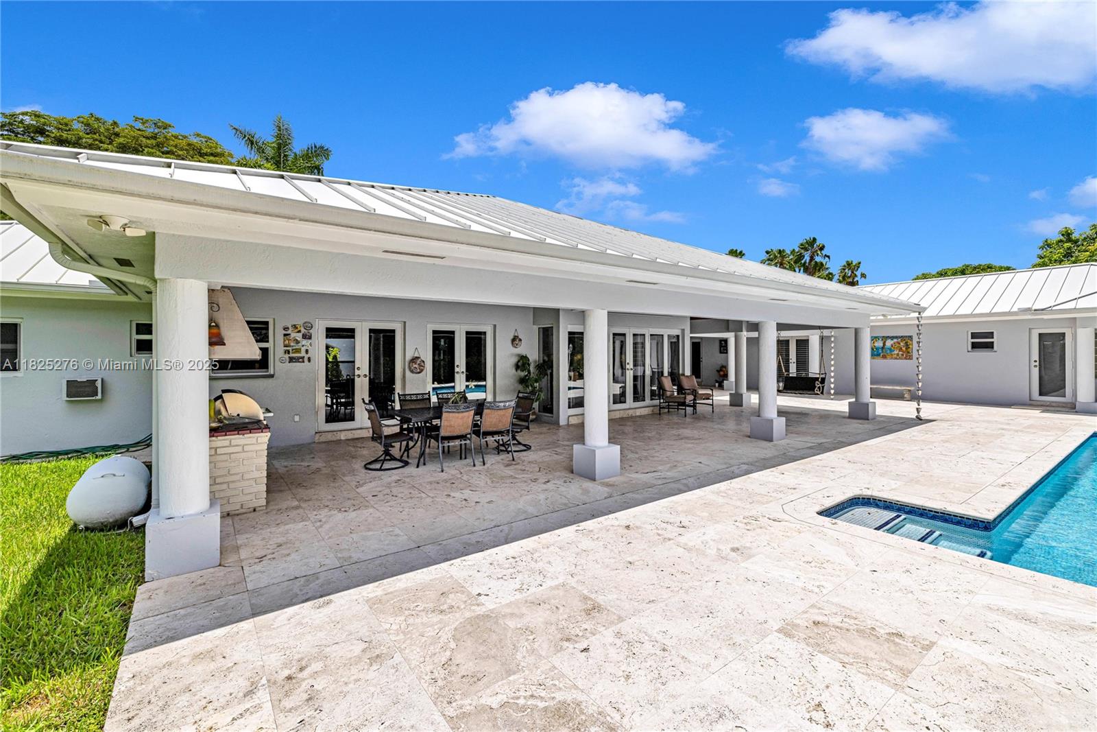 10563 SW 92nd Ave Miami, FL 33176