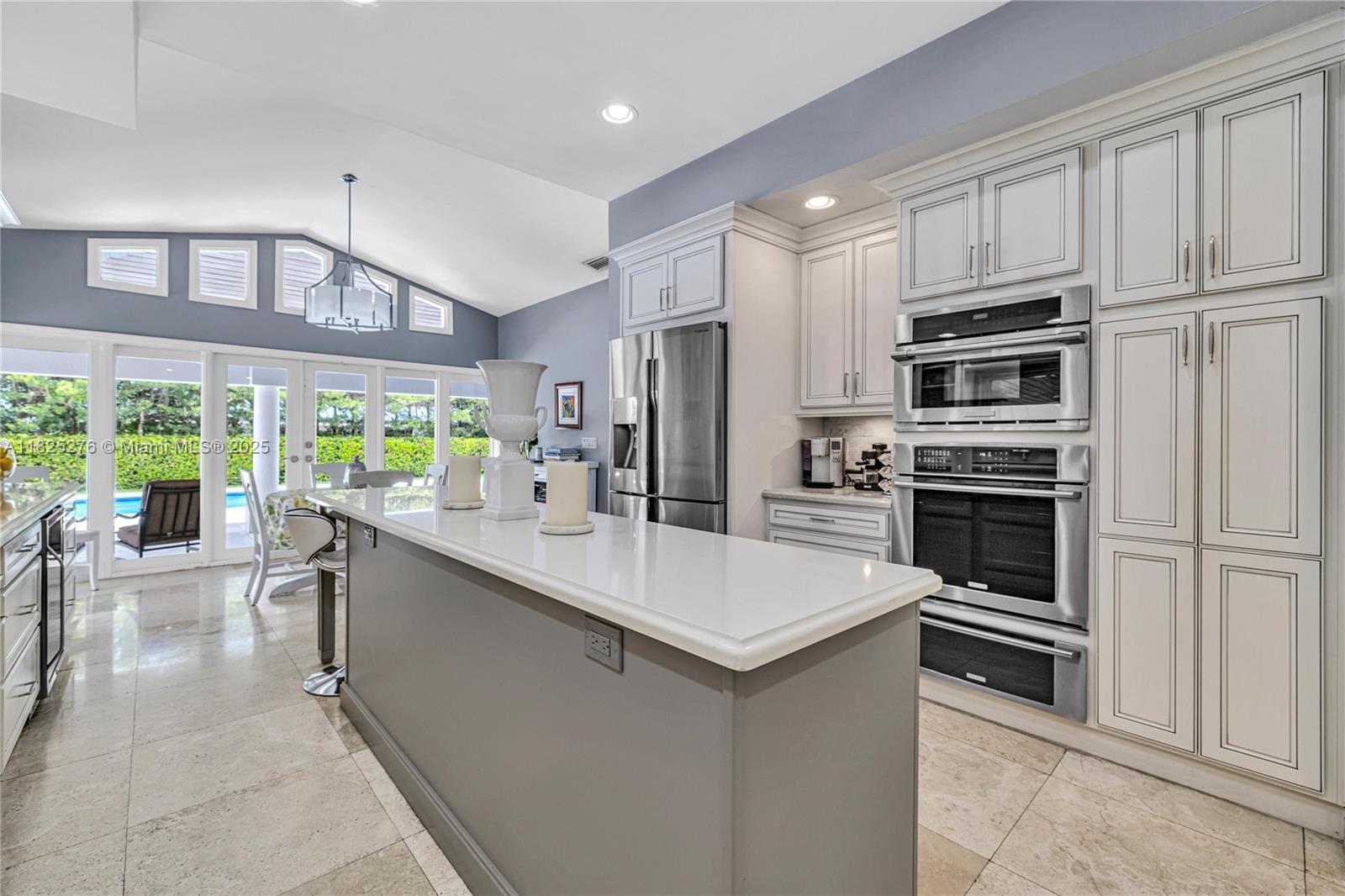 10563 SW 92nd Ave Miami, FL 33176