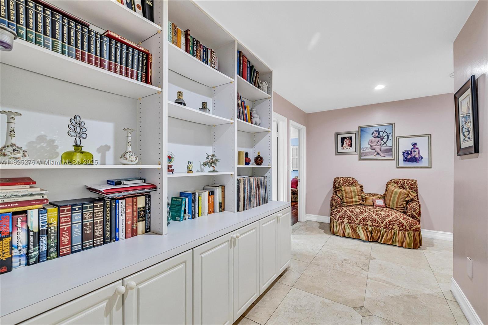 10563 SW 92nd Ave Miami, FL 33176