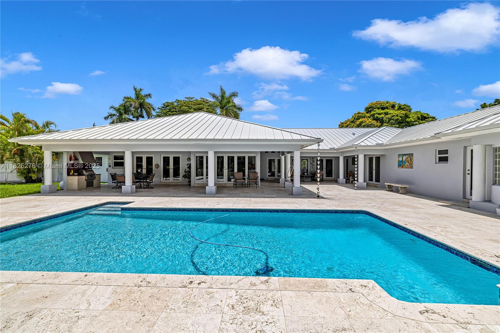 10563 SW 92nd Ave Miami, FL 33176