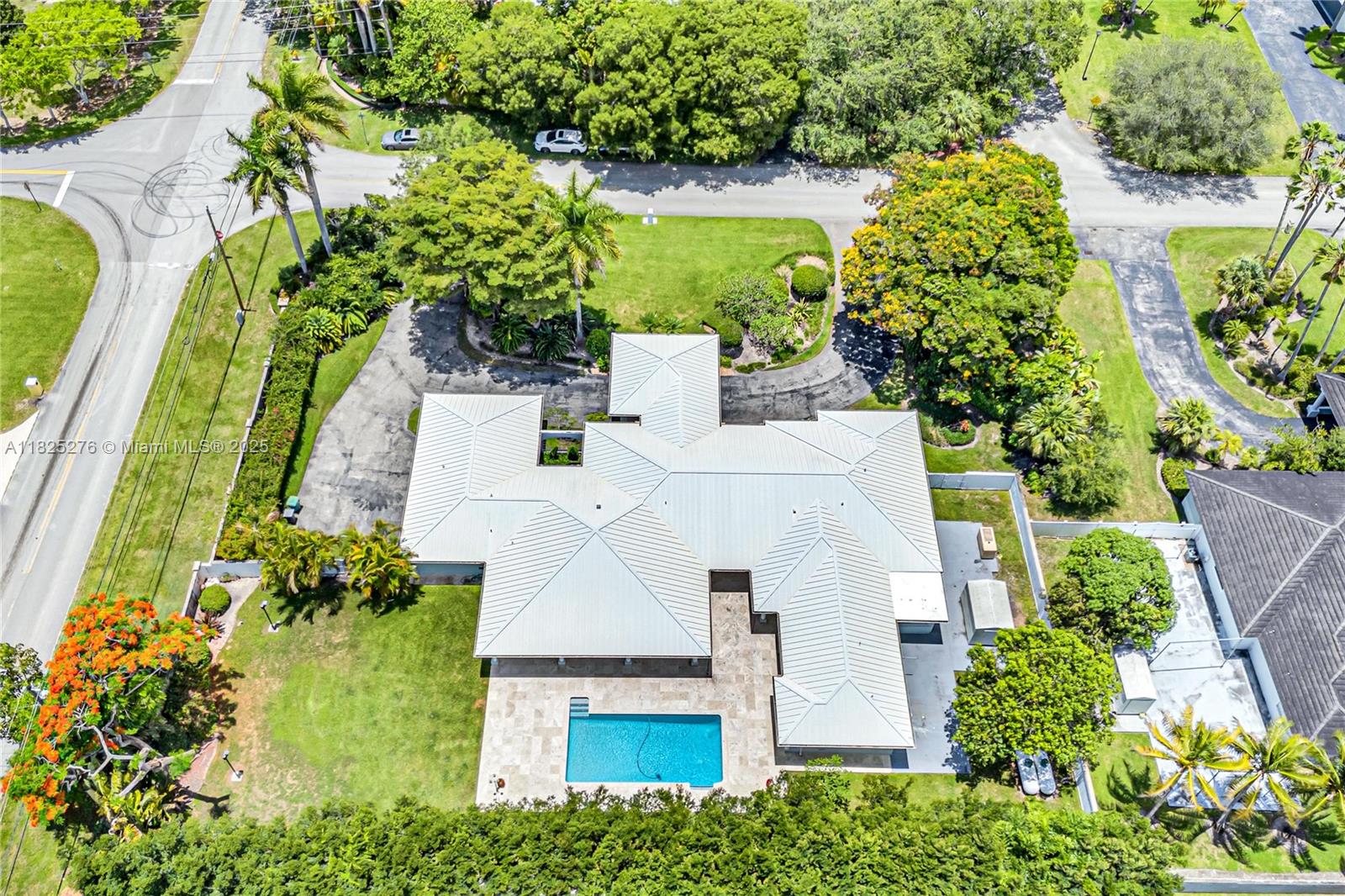 10563 SW 92nd Ave Miami, FL 33176