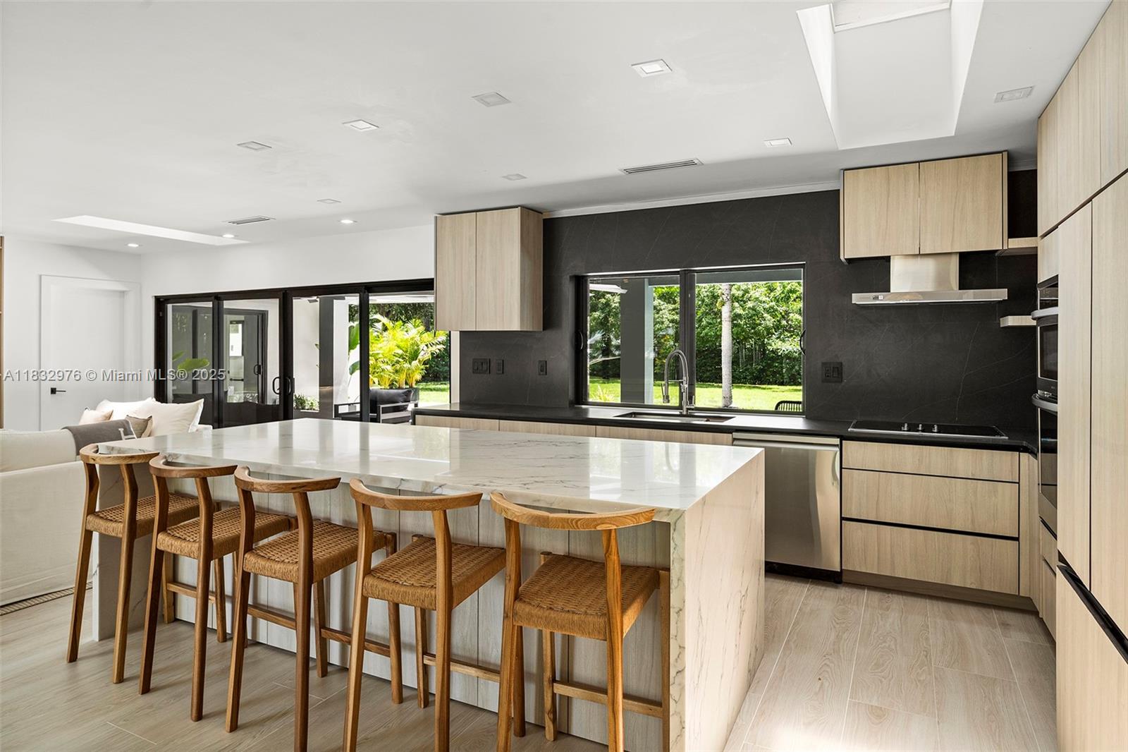 15121 SW 69th Ct Palmetto Bay, FL 33158