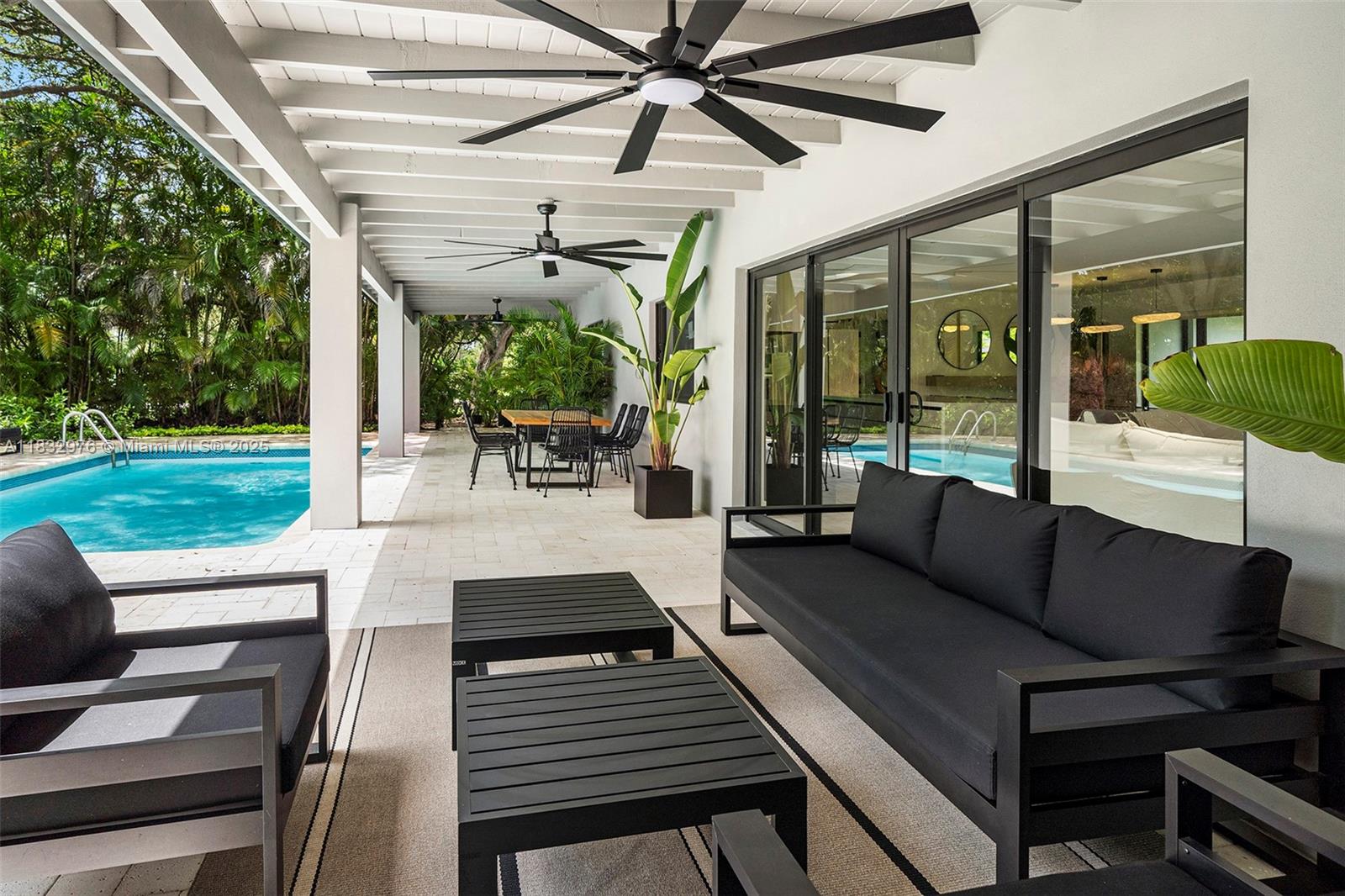 15121 SW 69th Ct Palmetto Bay, FL 33158