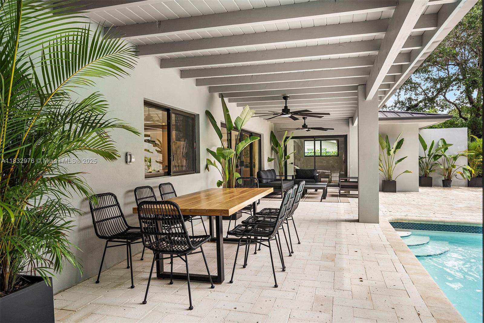 15121 SW 69th Ct Palmetto Bay, FL 33158