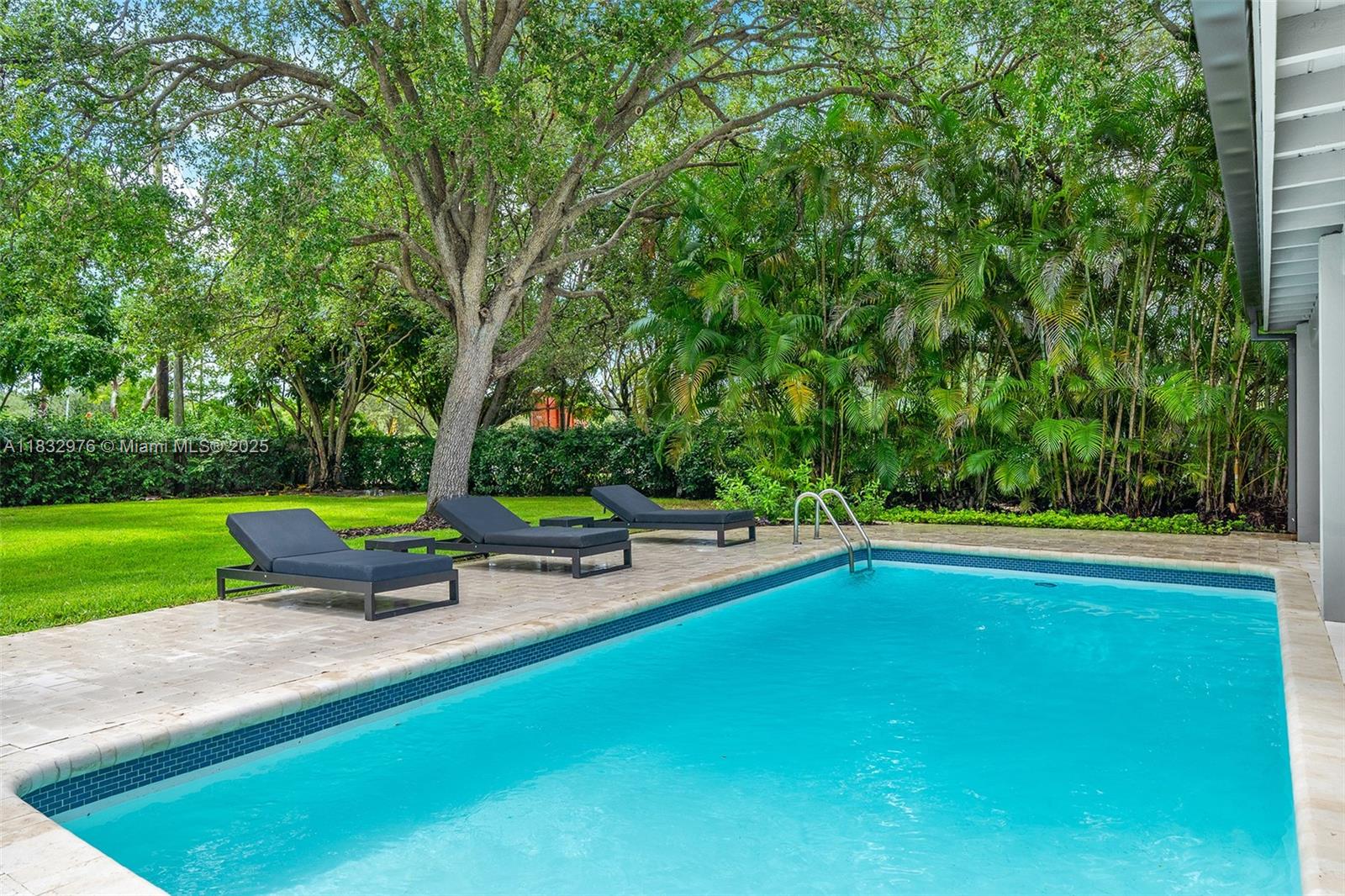 15121 SW 69th Ct Palmetto Bay, FL 33158