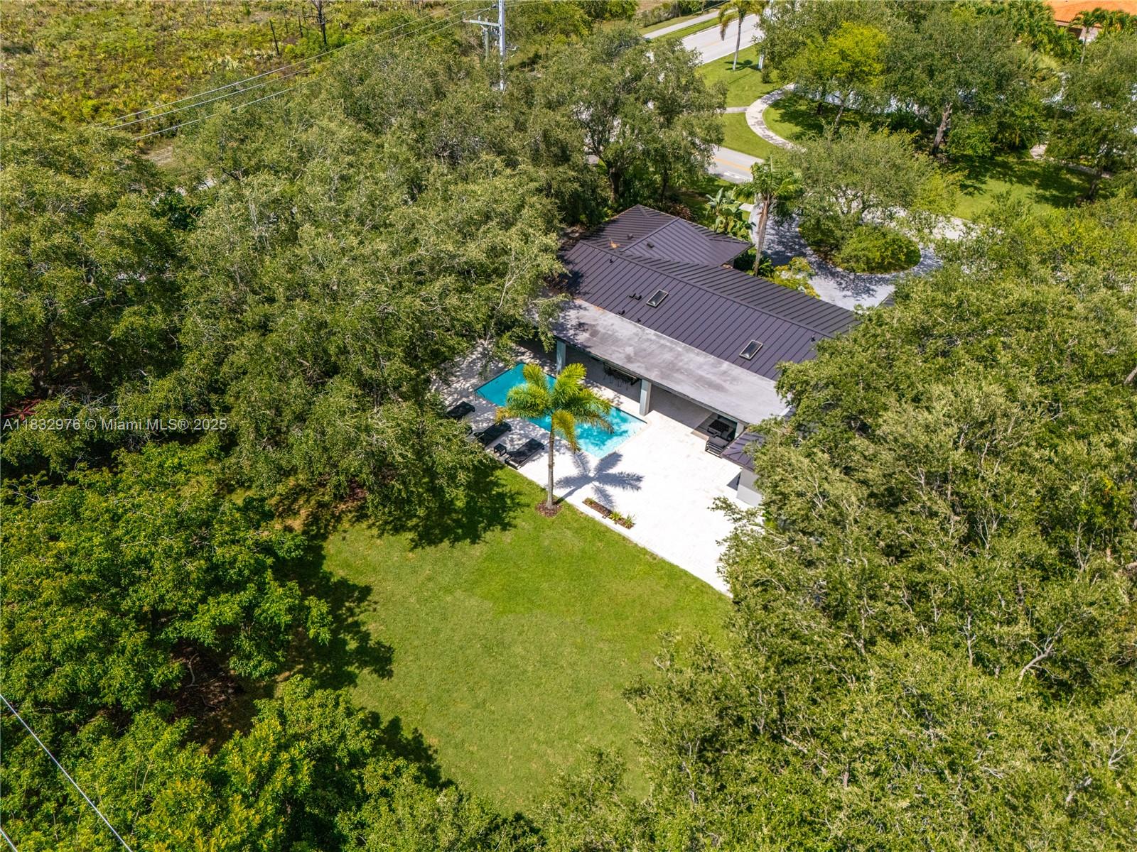 15121 SW 69th Ct Palmetto Bay, FL 33158