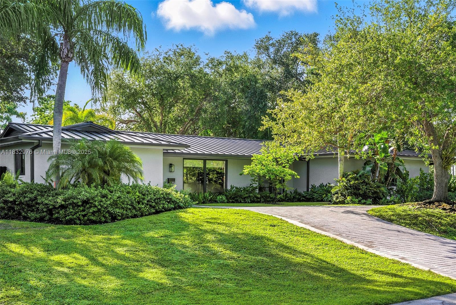 15121 SW 69th Ct Palmetto Bay, FL 33158