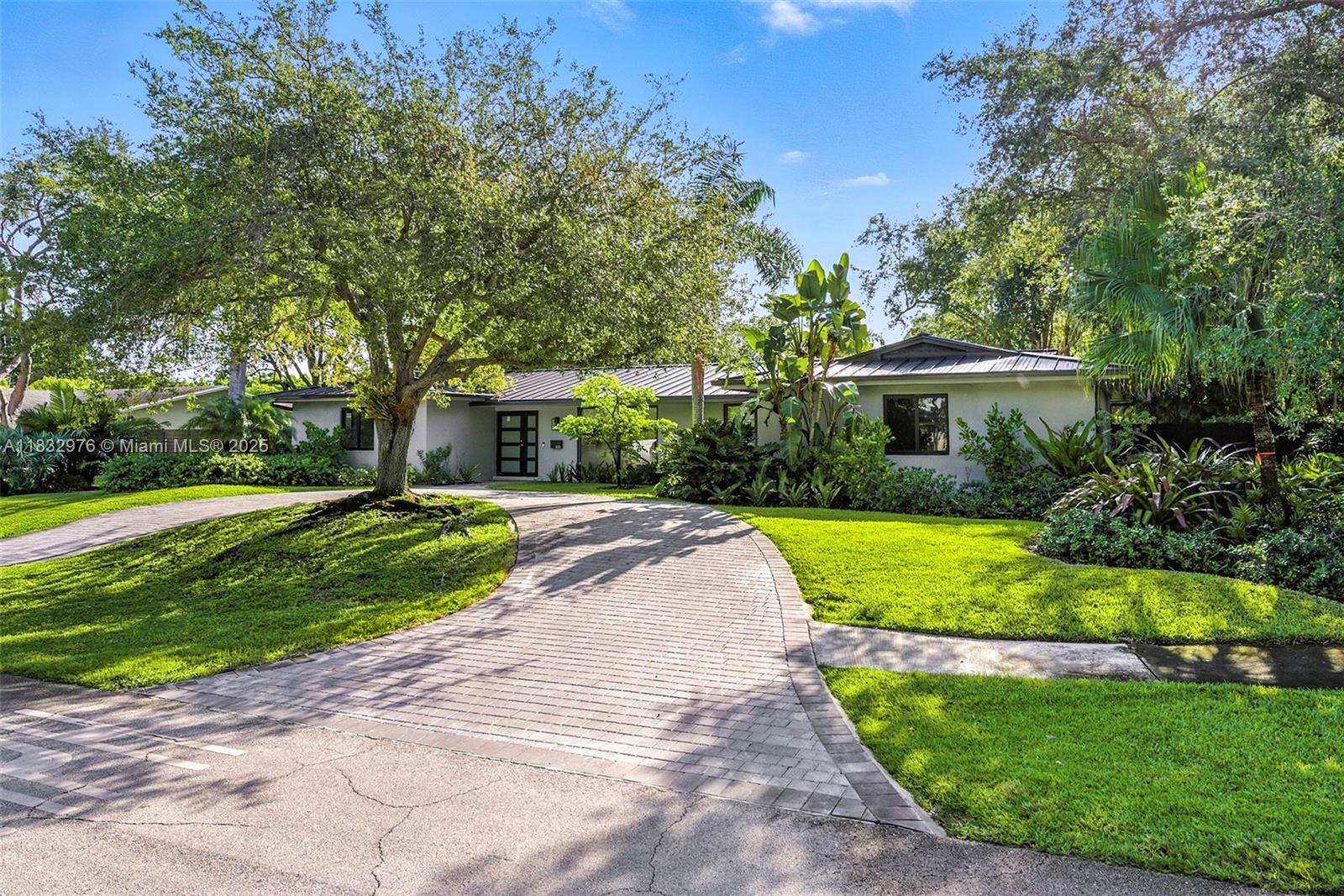 15121 SW 69th Ct Palmetto Bay, FL 33158