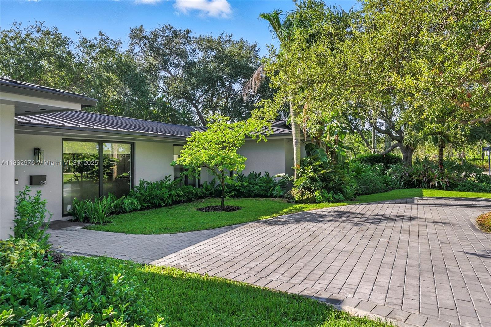 15121 SW 69th Ct Palmetto Bay, FL 33158