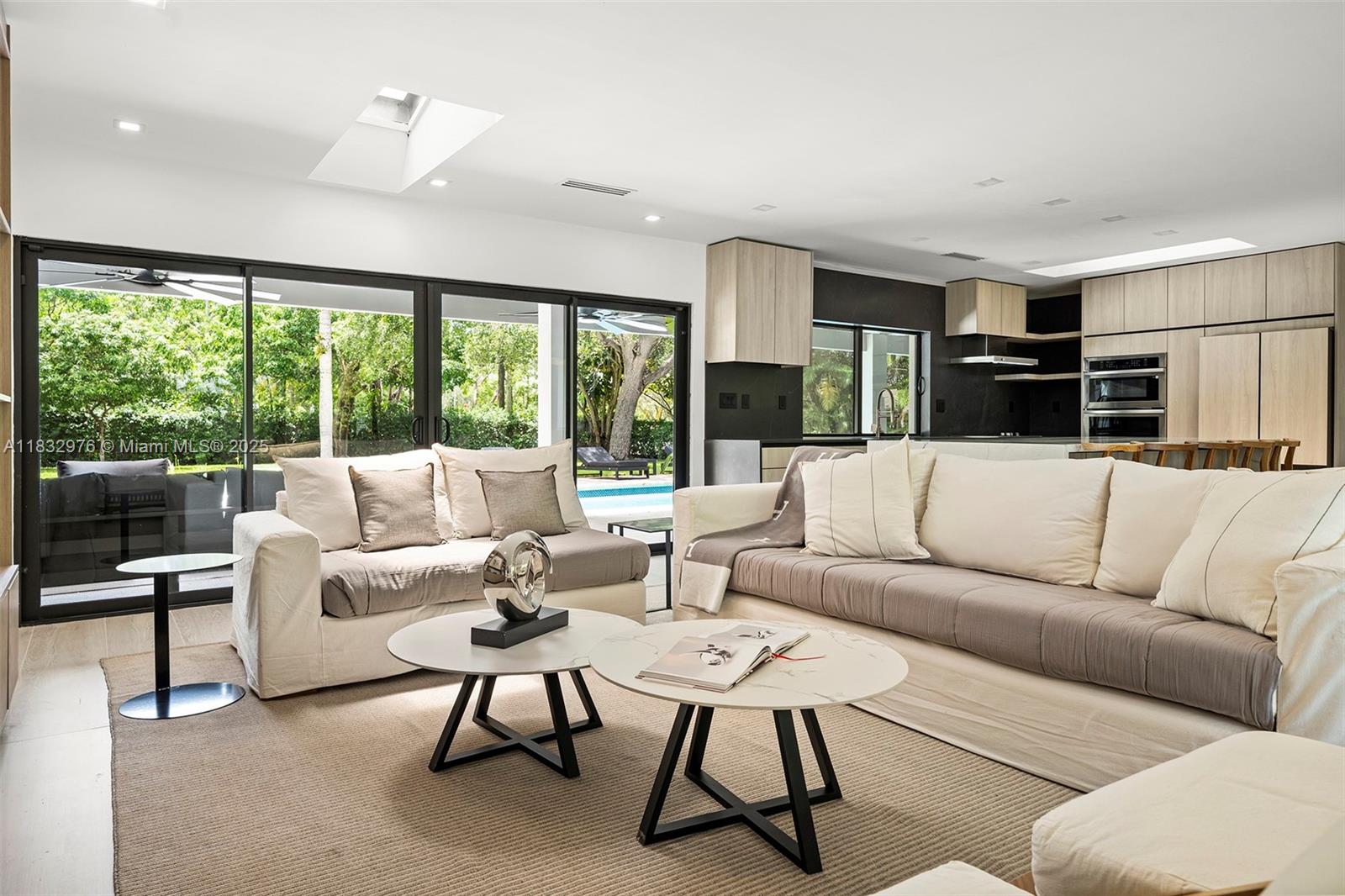 15121 SW 69th Ct Palmetto Bay, FL 33158