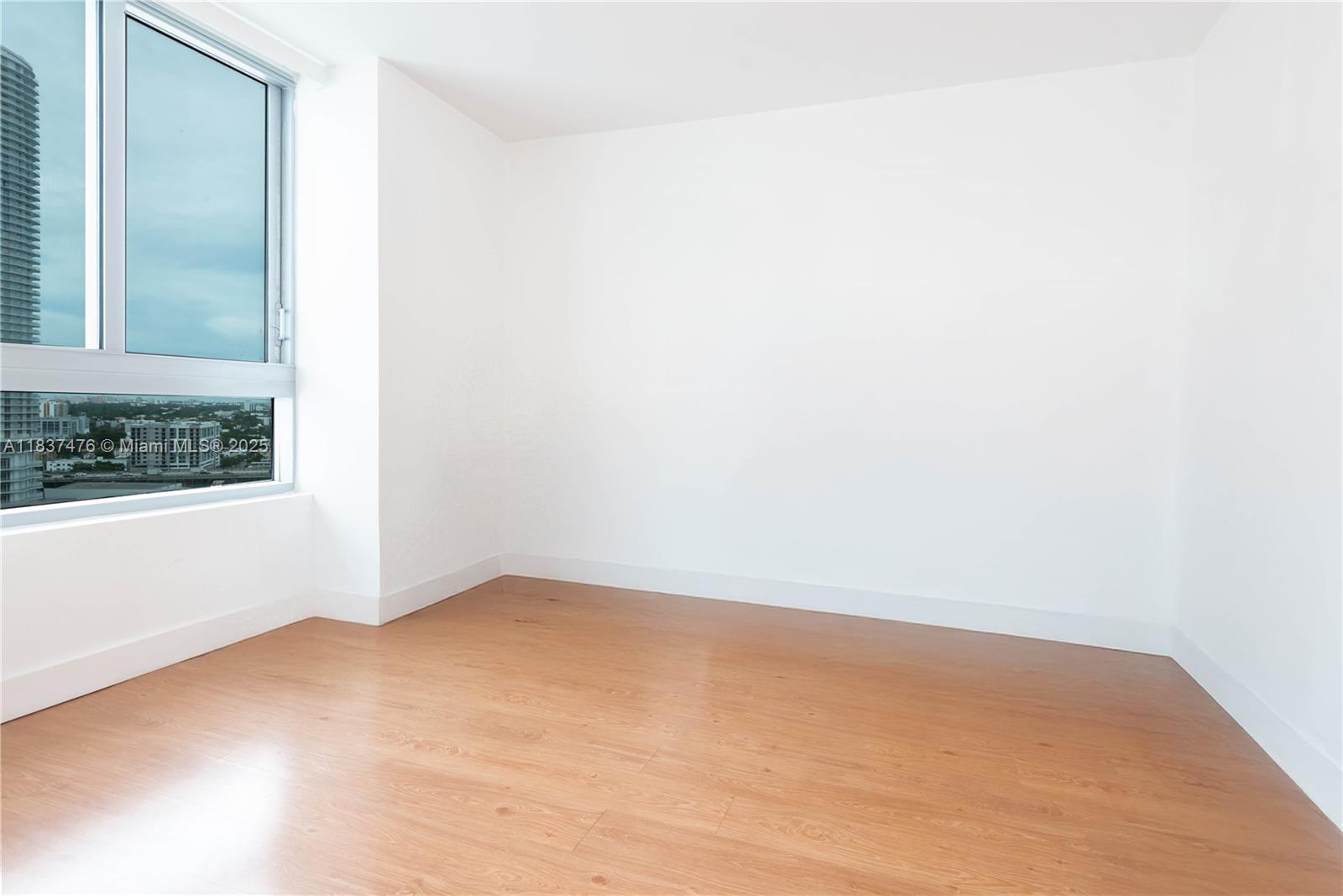 image Ivy Condo22
