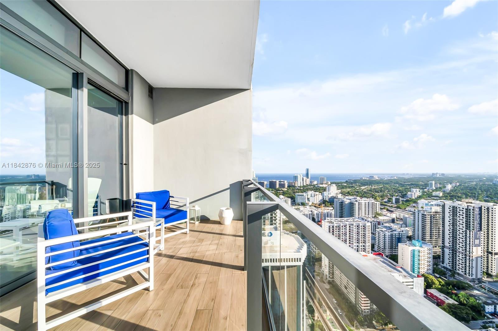 image Rise Condo17