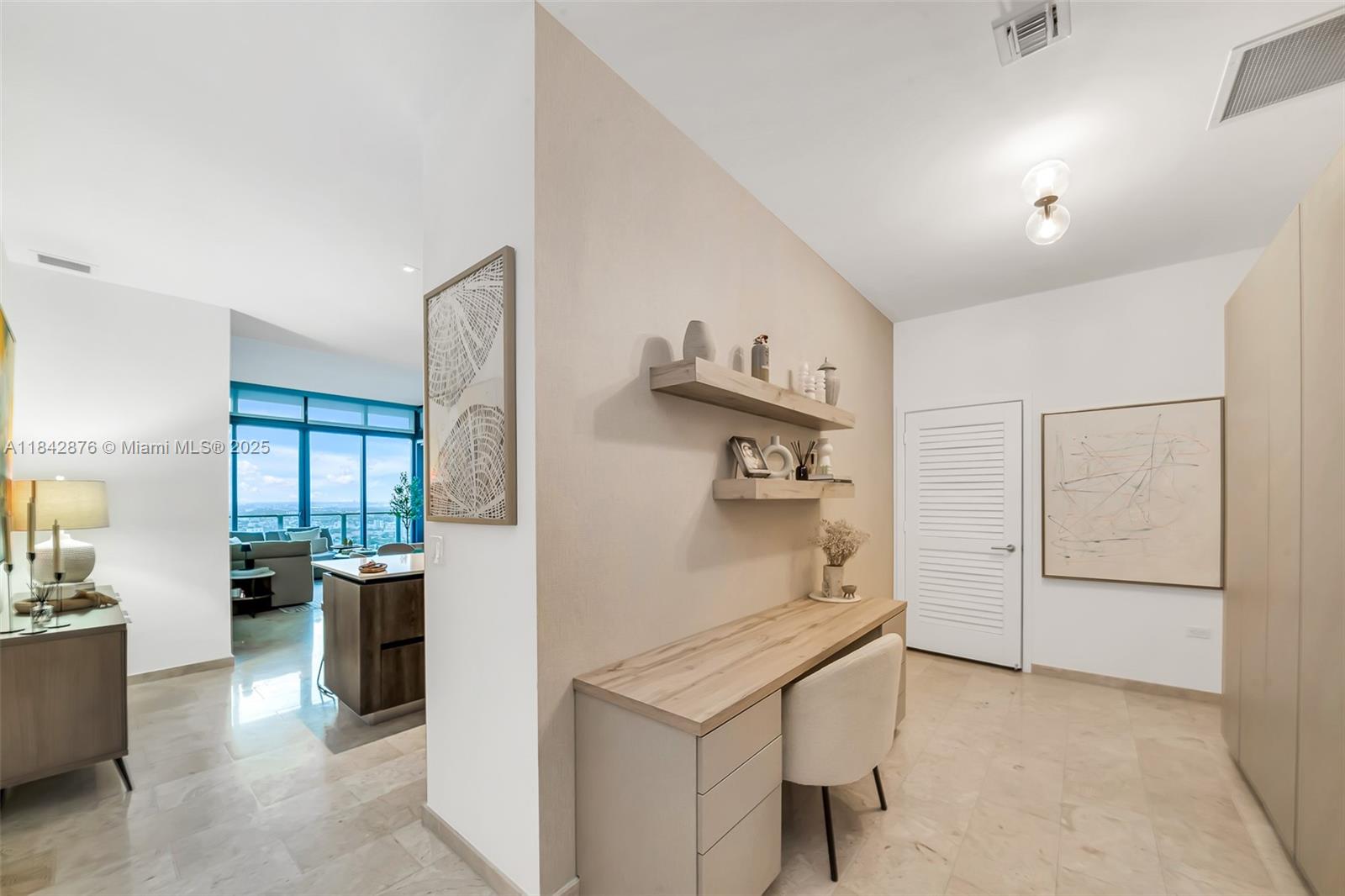image Rise Condo8