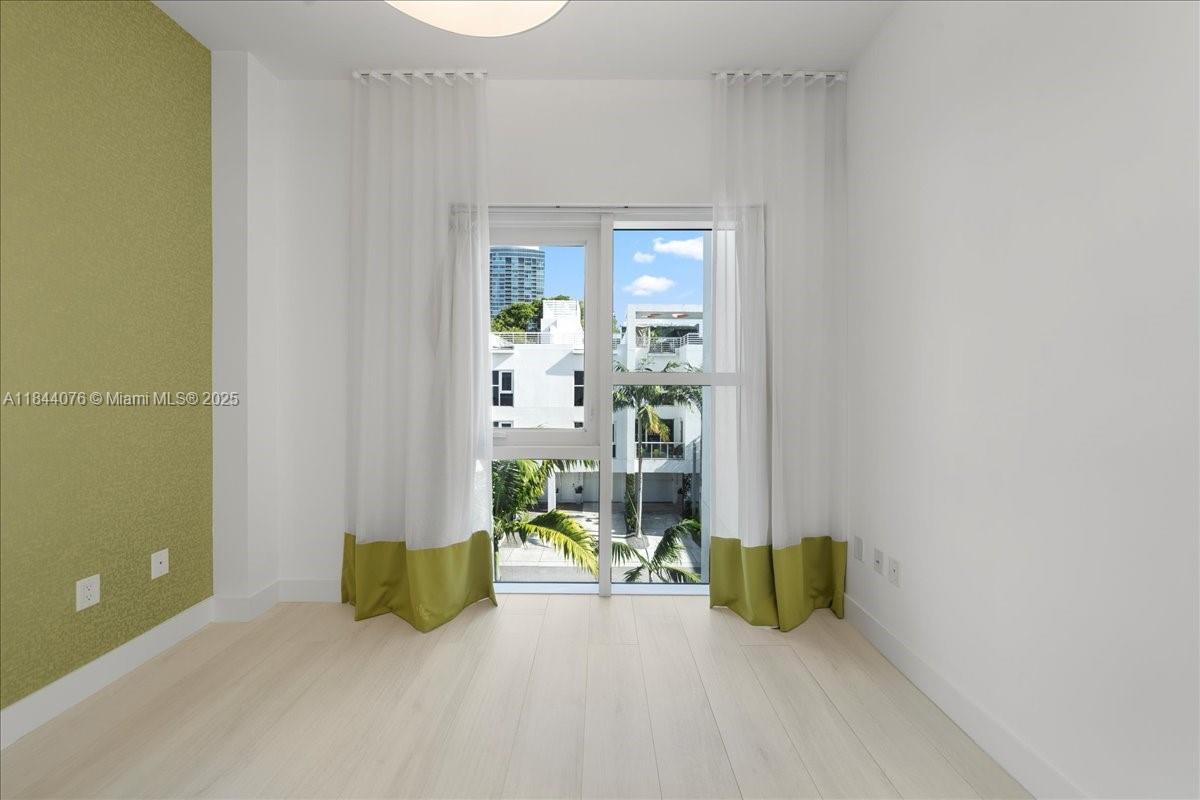 image One Bay Residences25