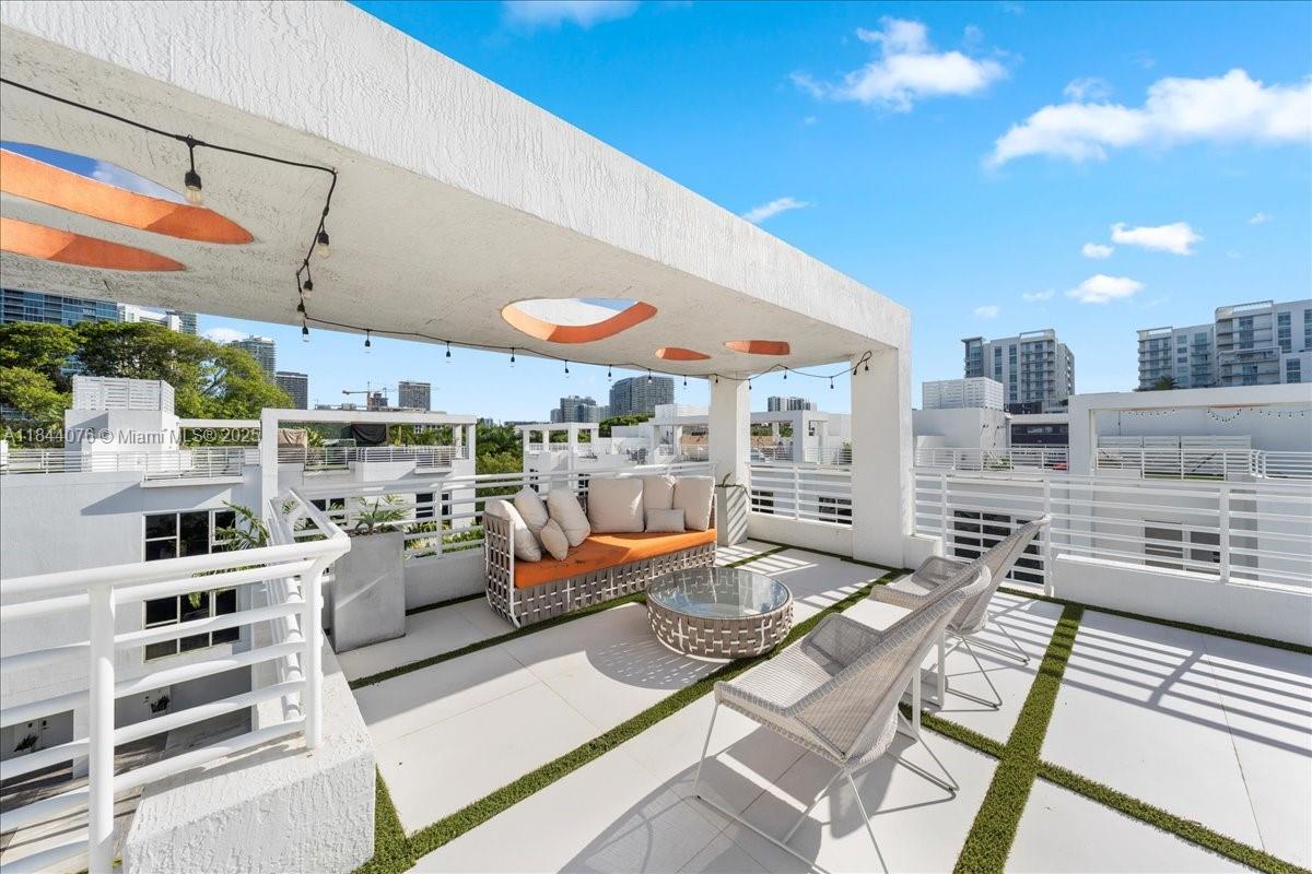 image One Bay Residences36