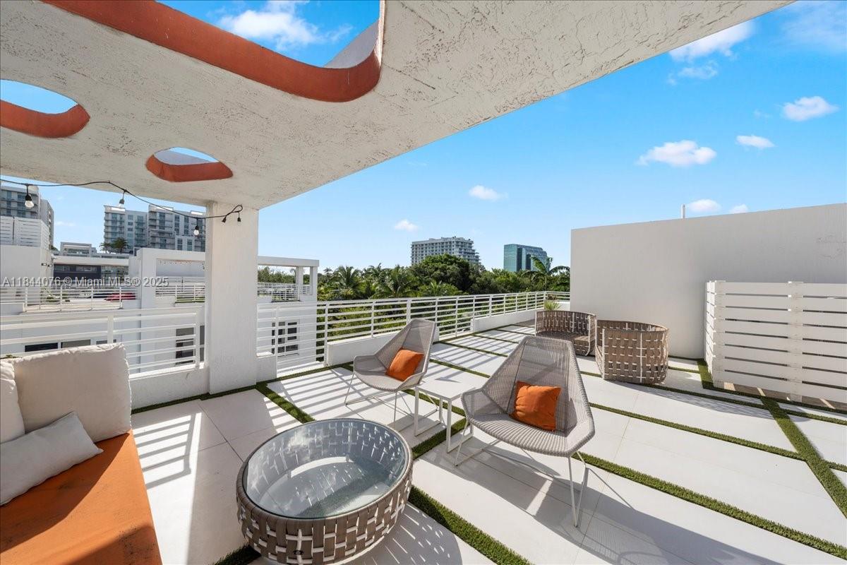 image One Bay Residences37