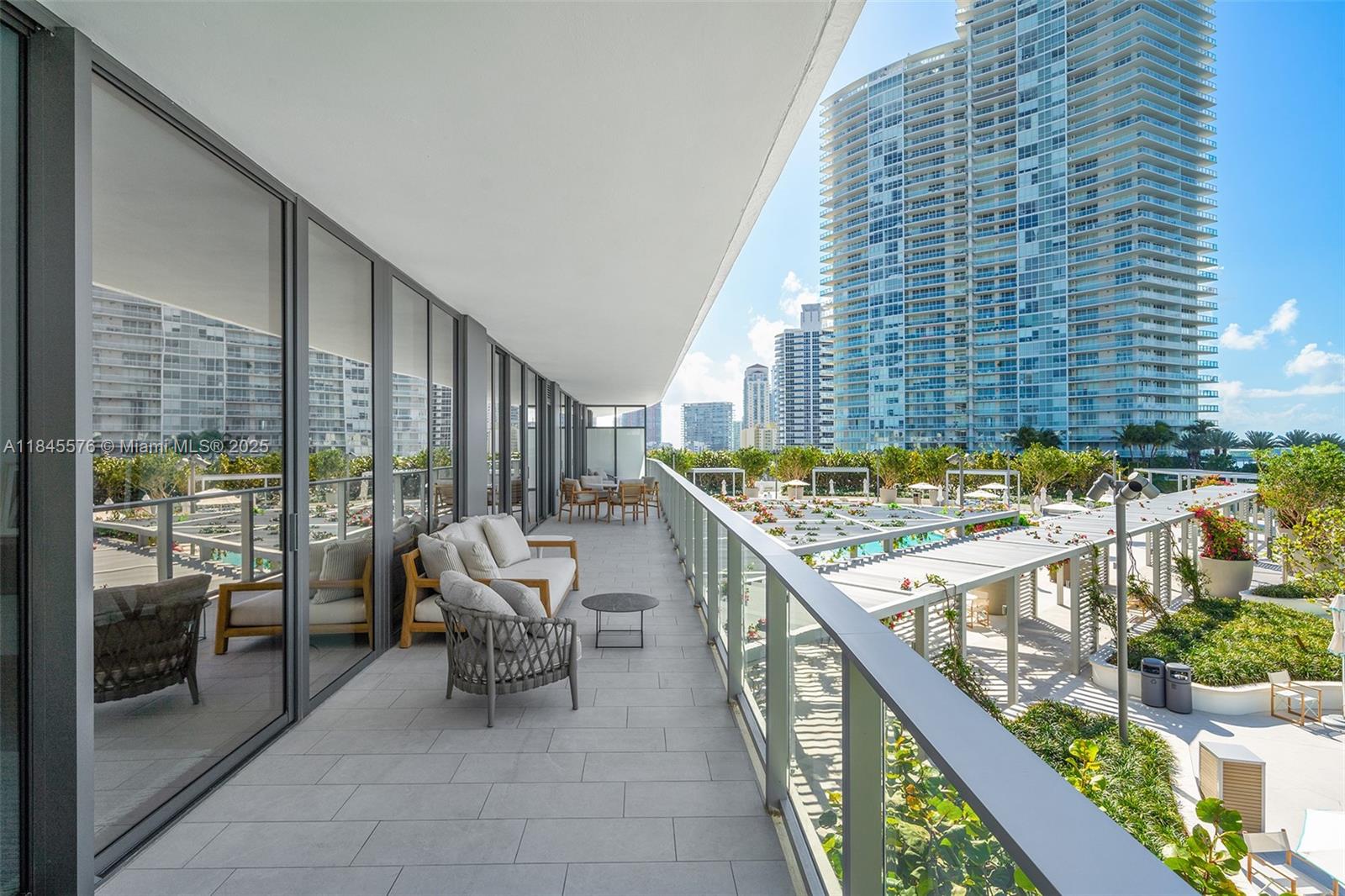 image Five Park Miami Beach24