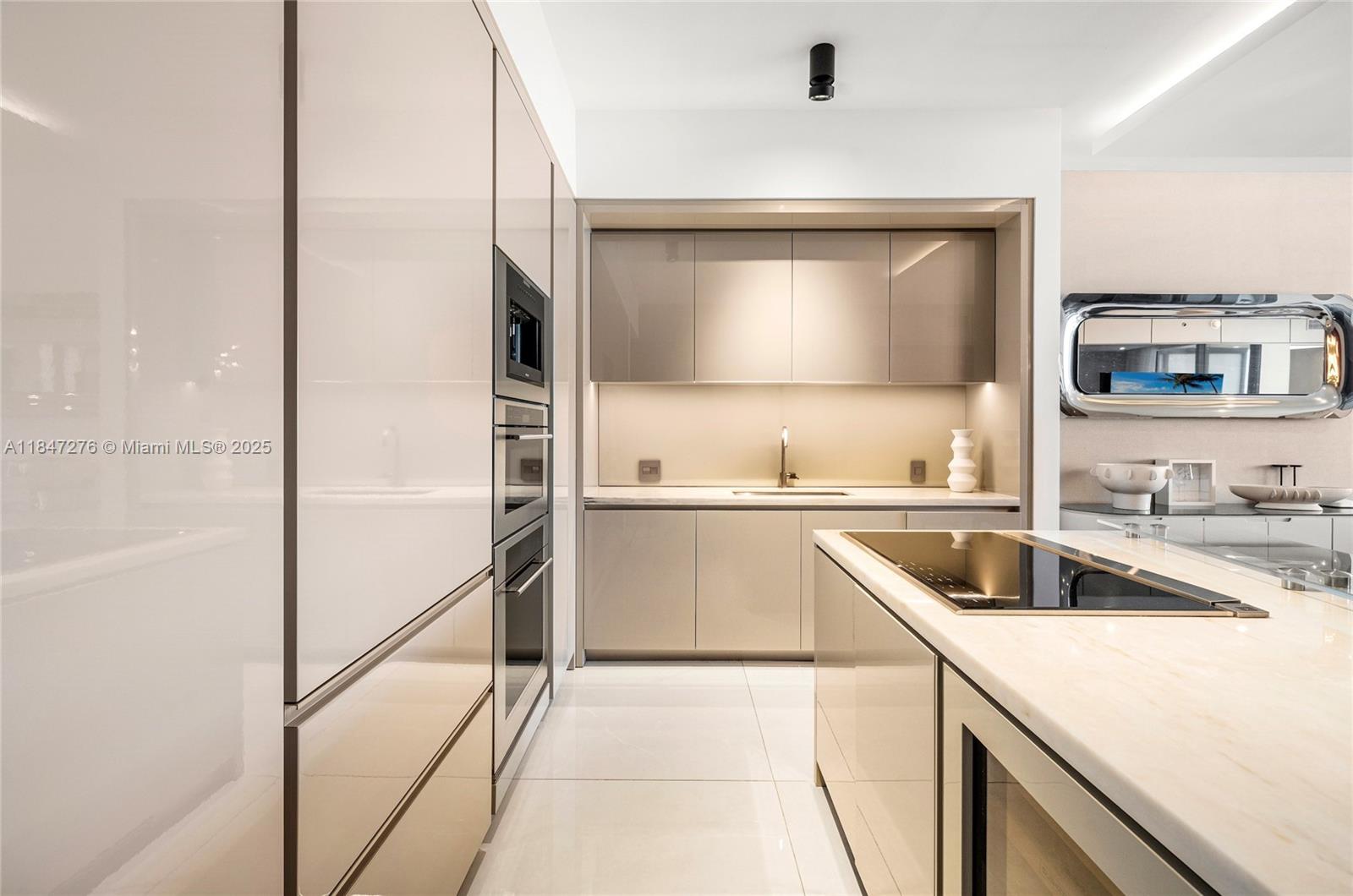 image Armani Residences10