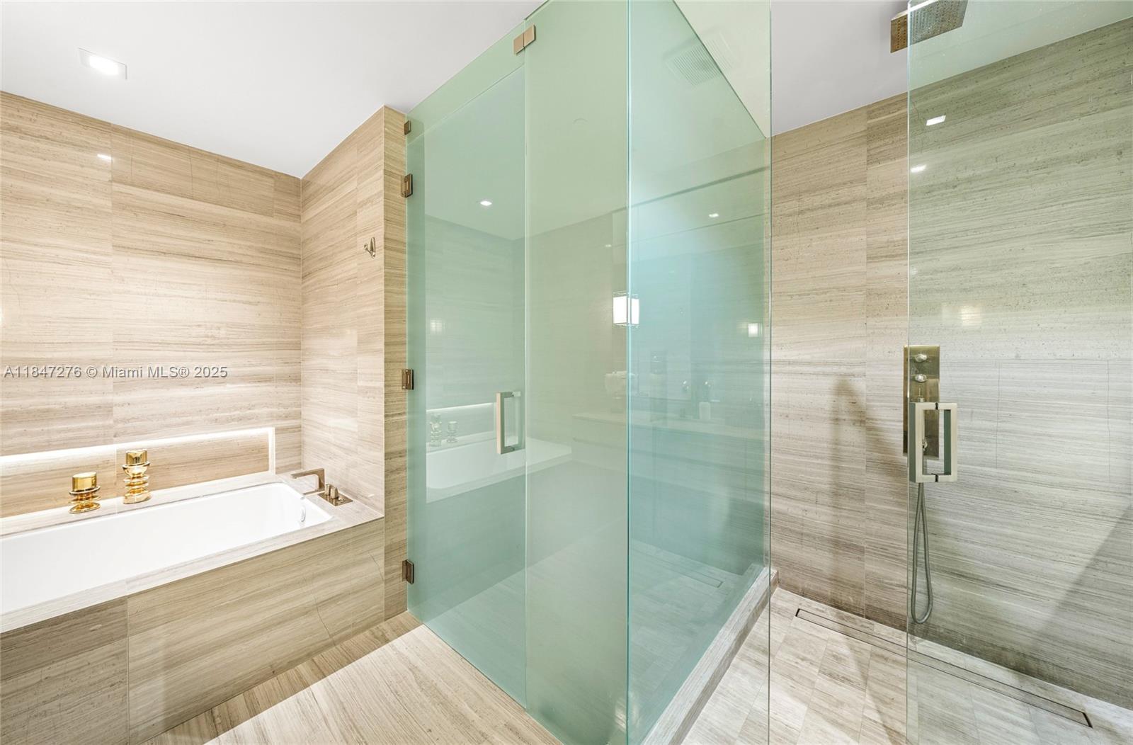 image Armani Residences21