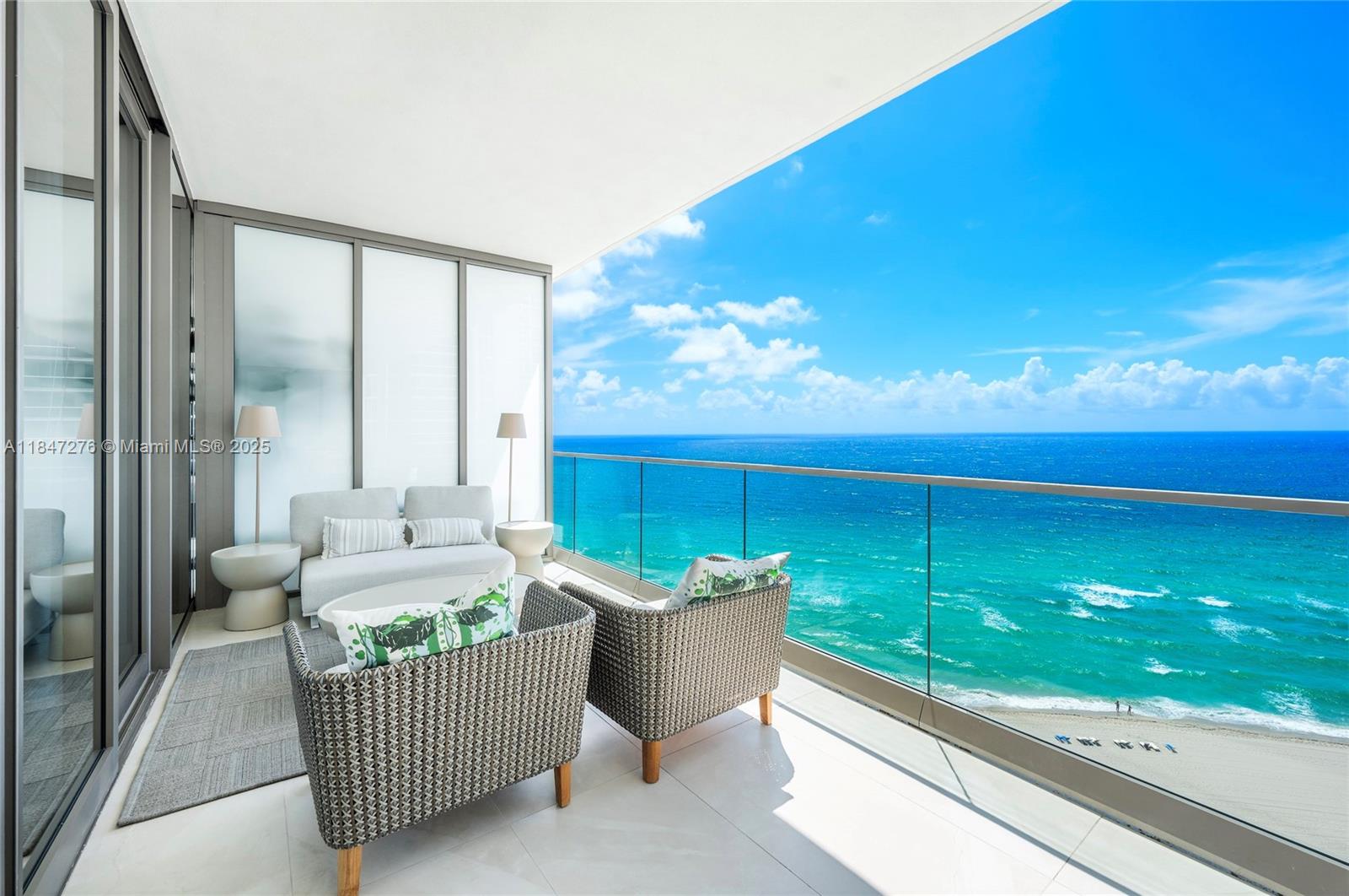image Armani Residences25