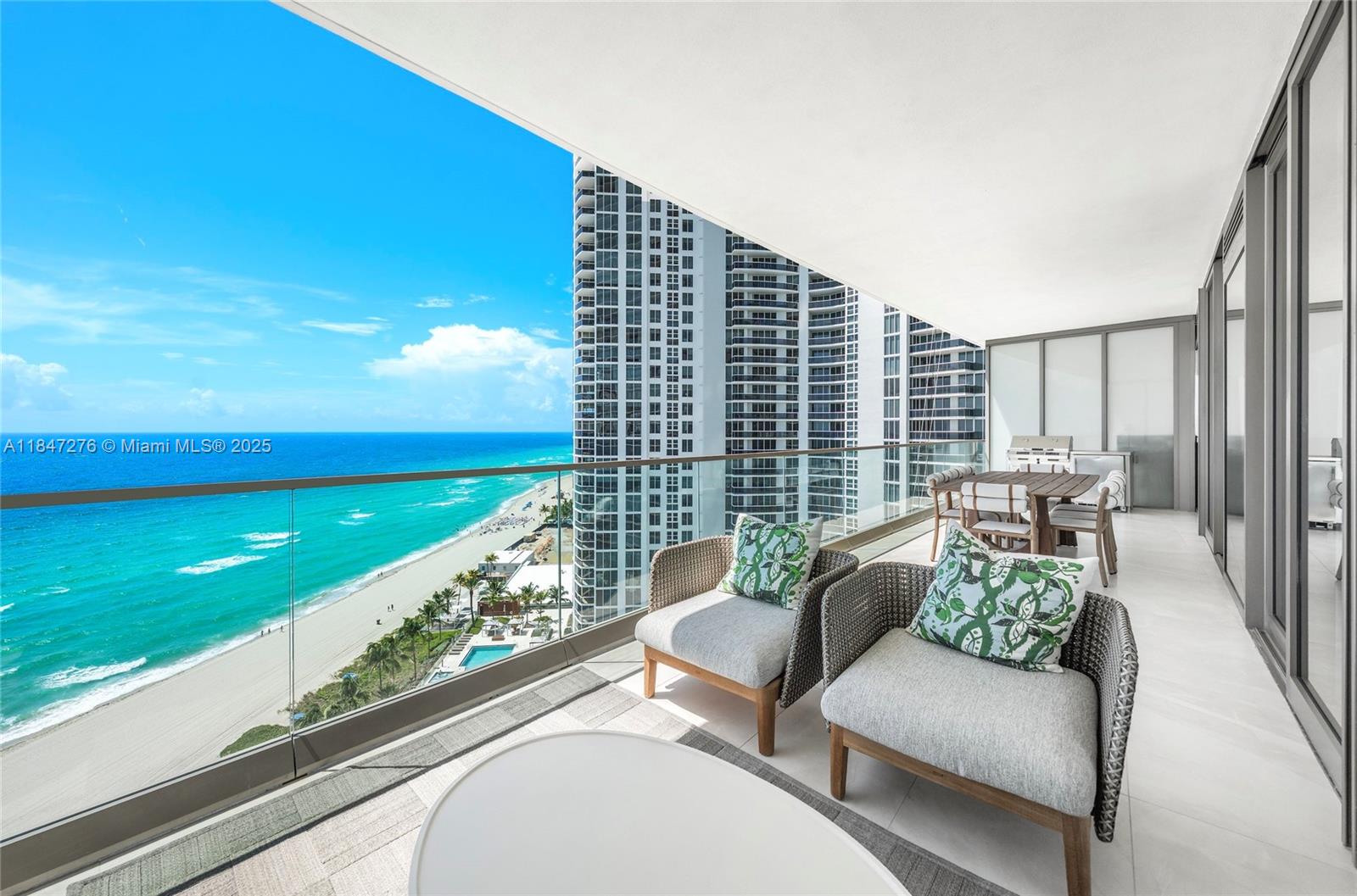 image Armani Residences27