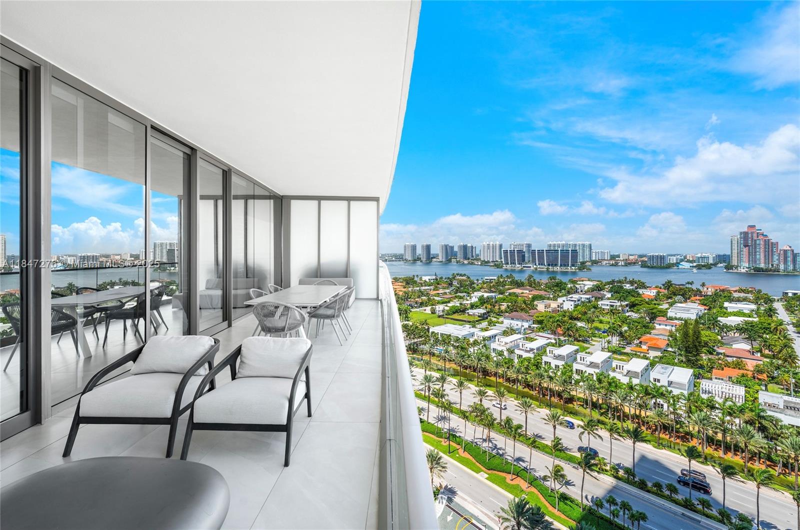 image Armani Residences34
