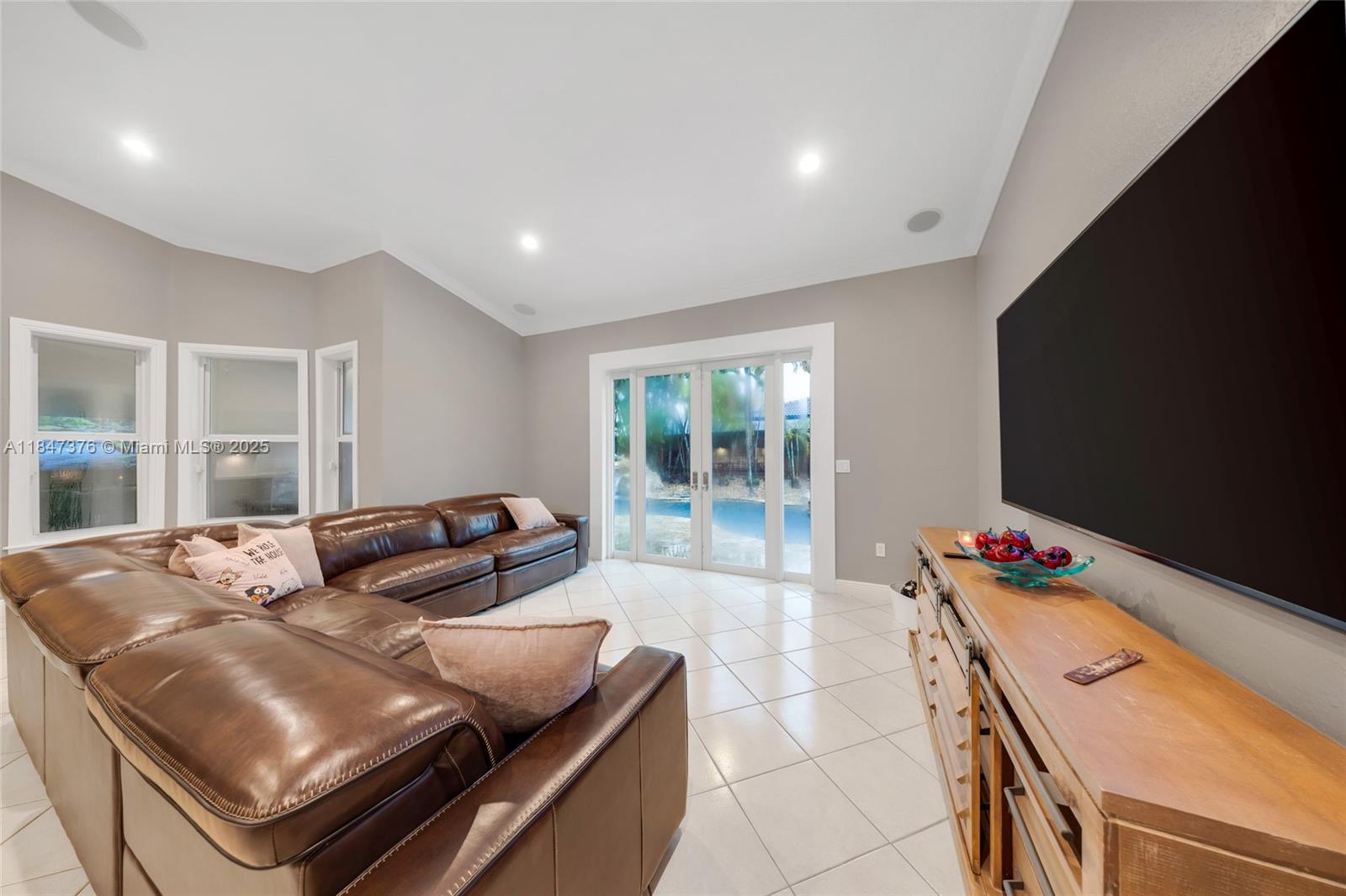 3190 SW 133rd Pl Miami, FL 33175