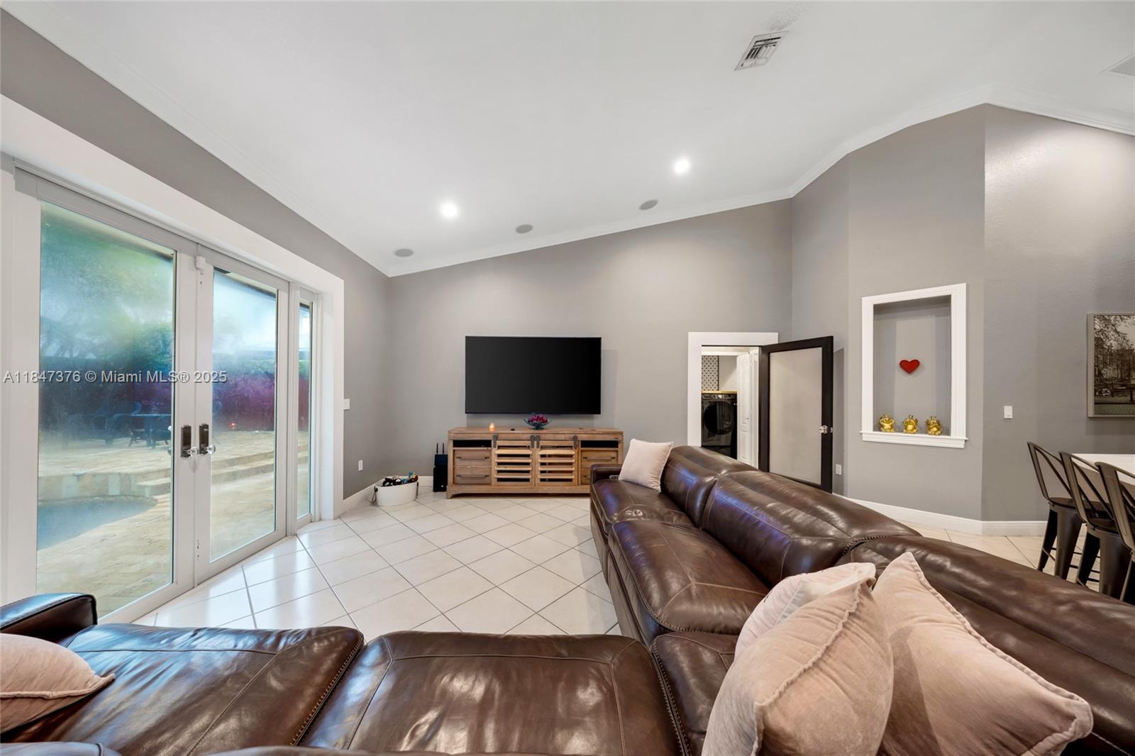 3190 SW 133rd Pl Miami, FL 33175