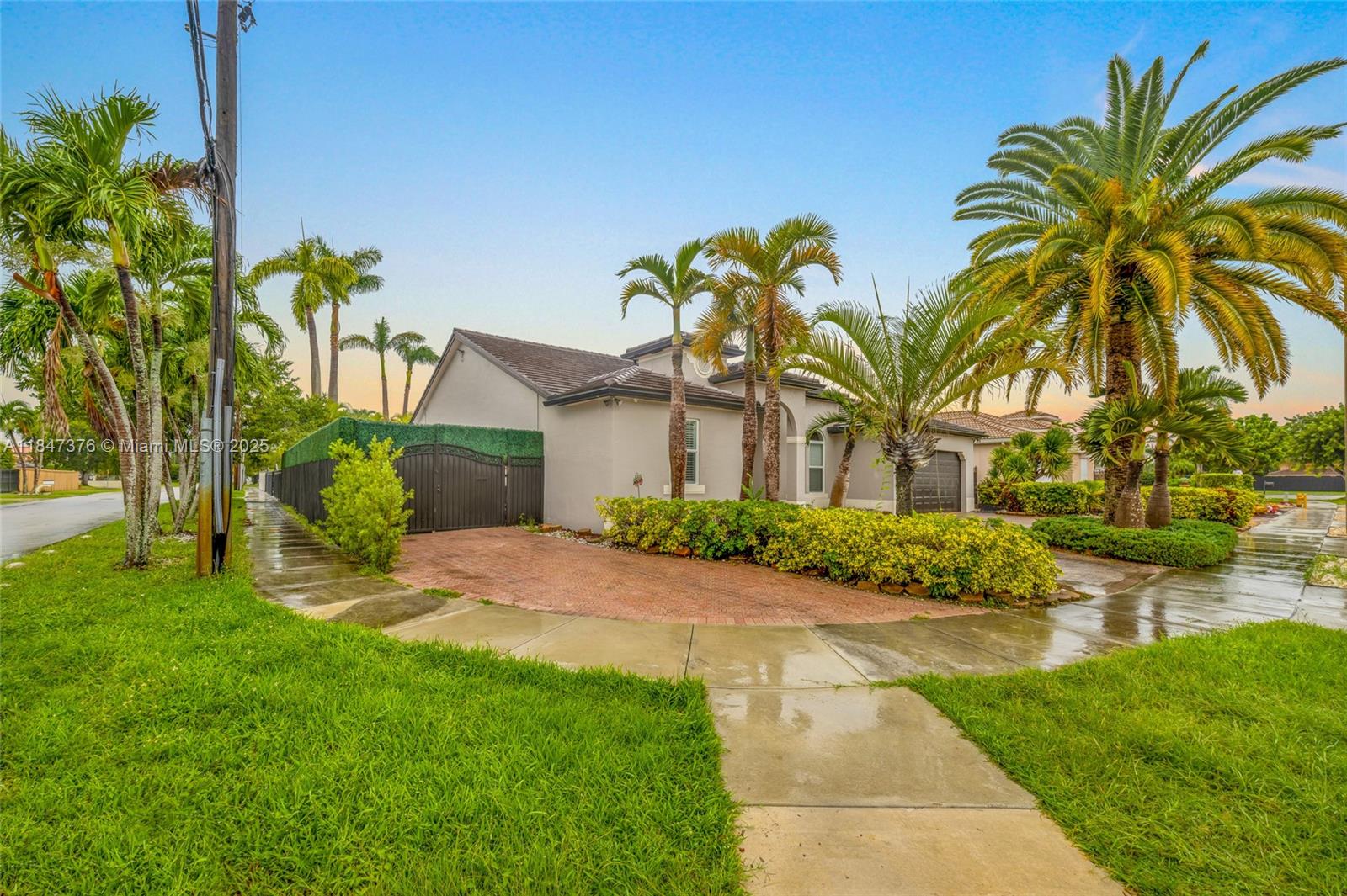 3190 SW 133rd Pl Miami, FL 33175