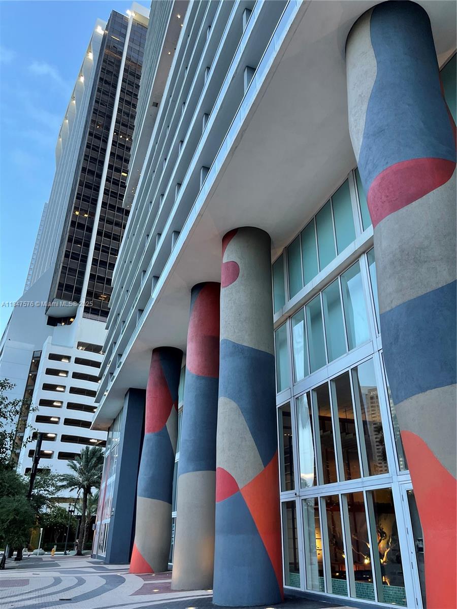 50 Biscayne Blvd #1805