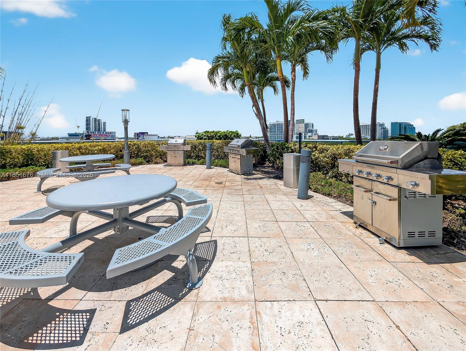image Blue Condo27
