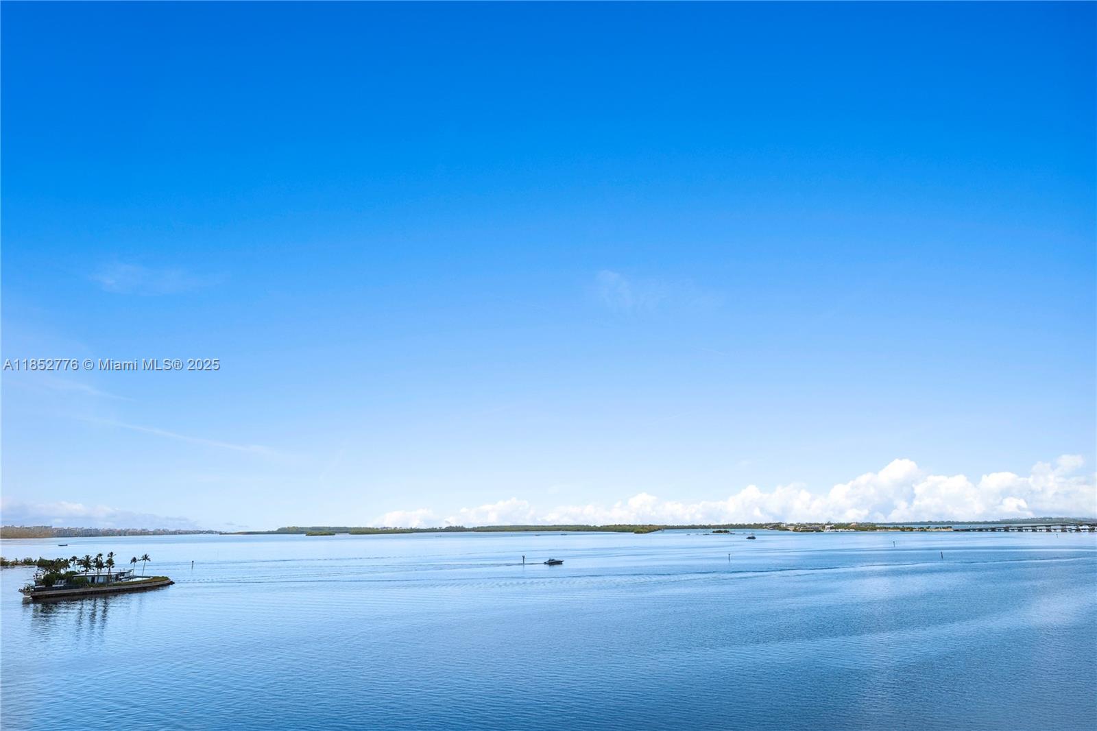 999 Brickell Bay Dr #904 Miami, FL 33131