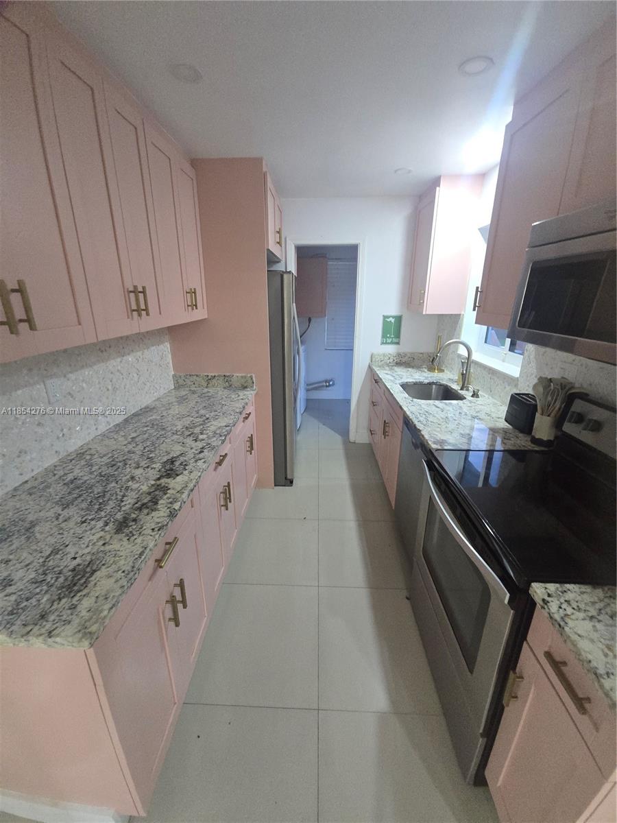 Undisclosed Address,Wilton Manors, FL 33334