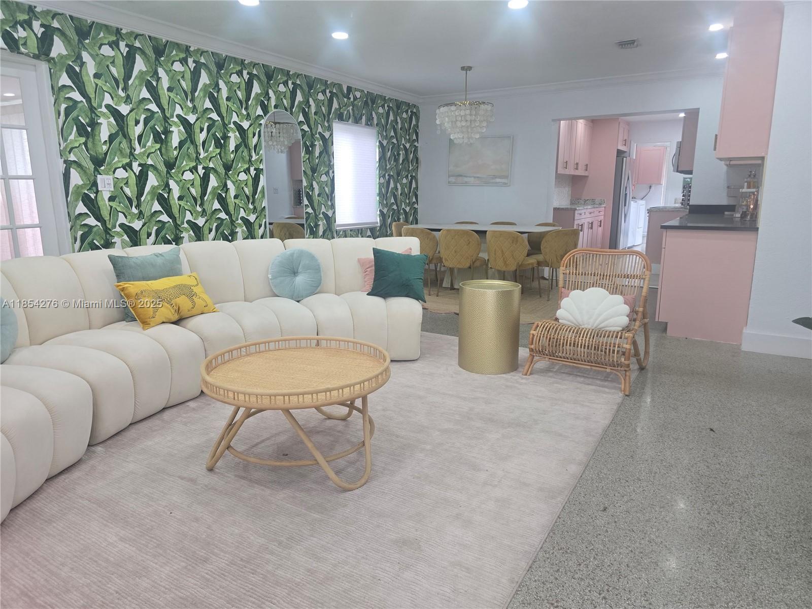 Undisclosed Address,Wilton Manors, FL 33334