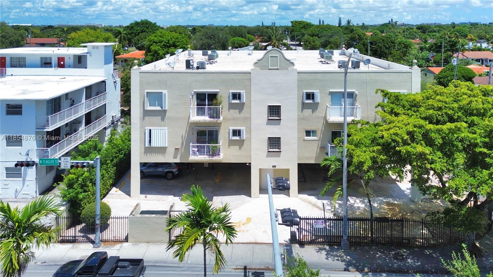 3201 W Flagler St #209