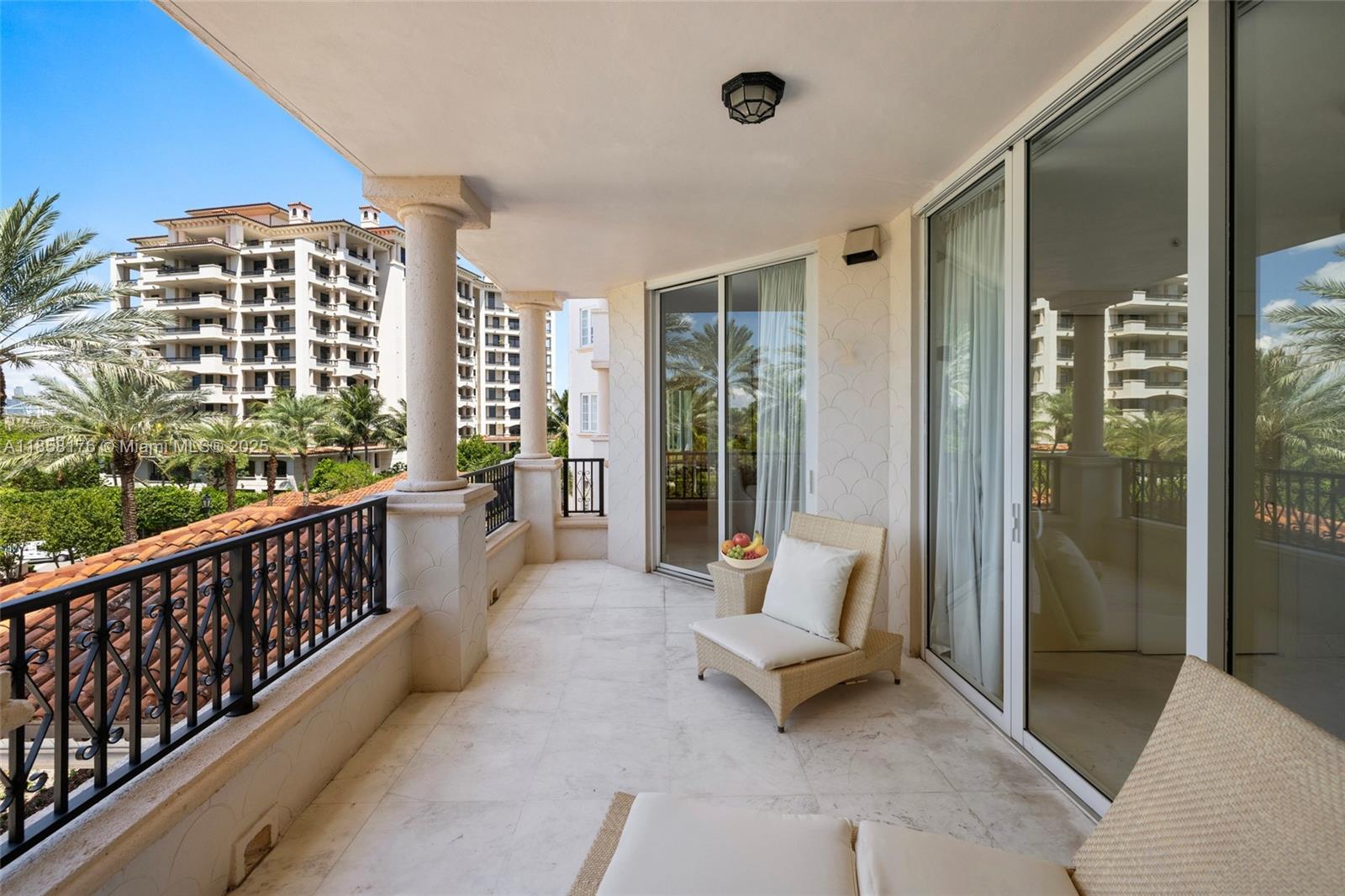 image Palazzo Del Mare53