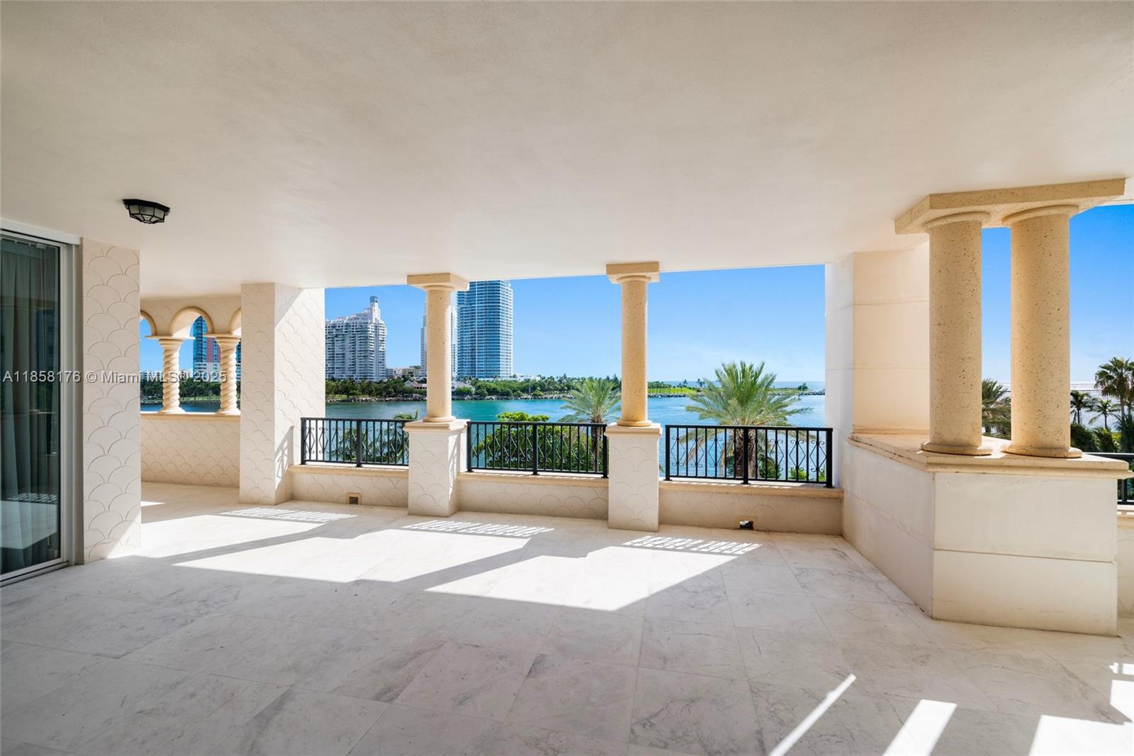 image Palazzo Del Mare67
