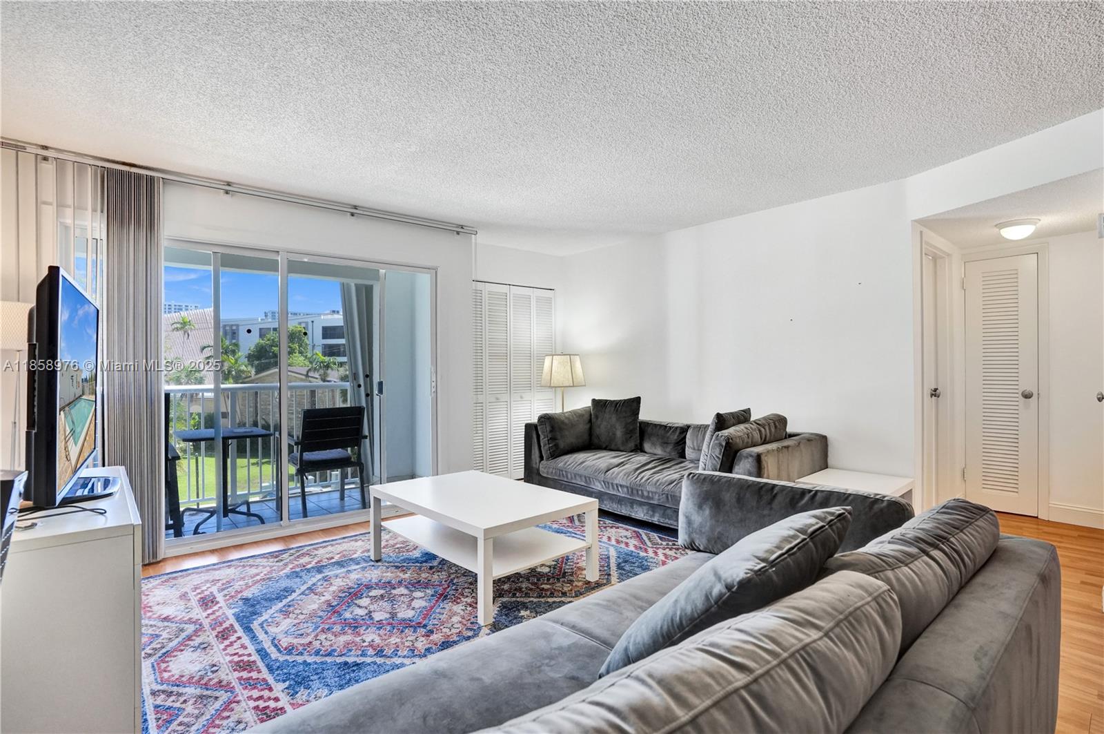 17800 Atlantic Blvd #301