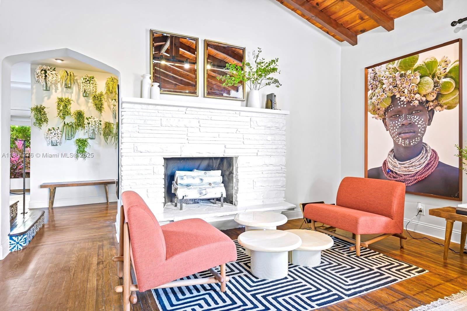 991 NE 82nd St Miami, FL 33138