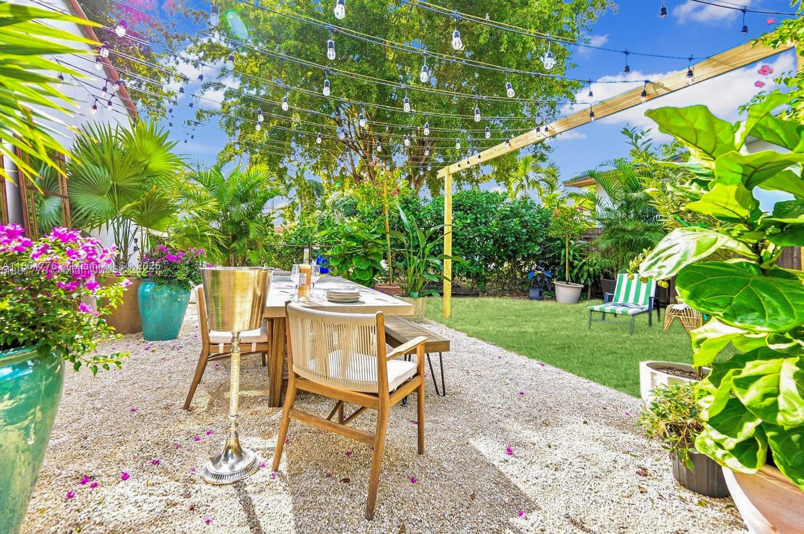 991 NE 82nd St Miami, FL 33138