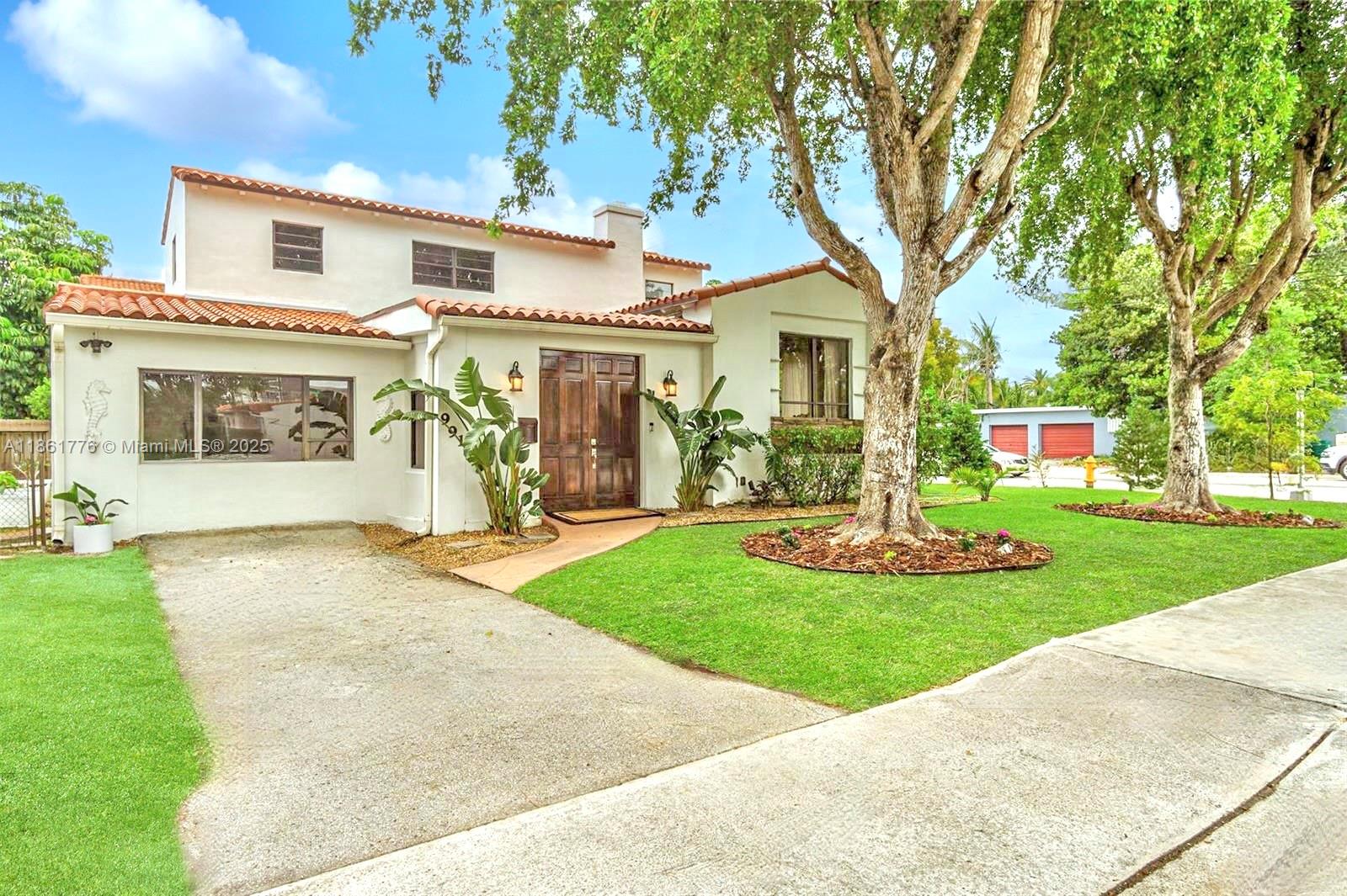 991 NE 82nd St Miami, FL 33138