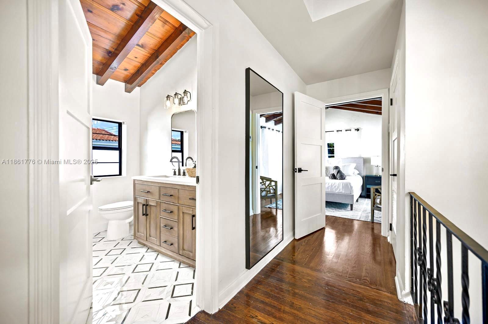 991 NE 82nd St Miami, FL 33138