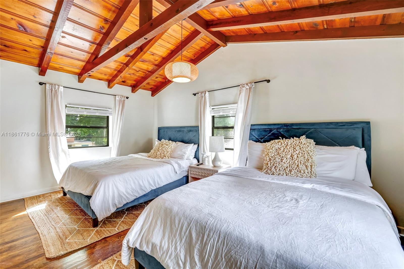 991 NE 82nd St Miami, FL 33138