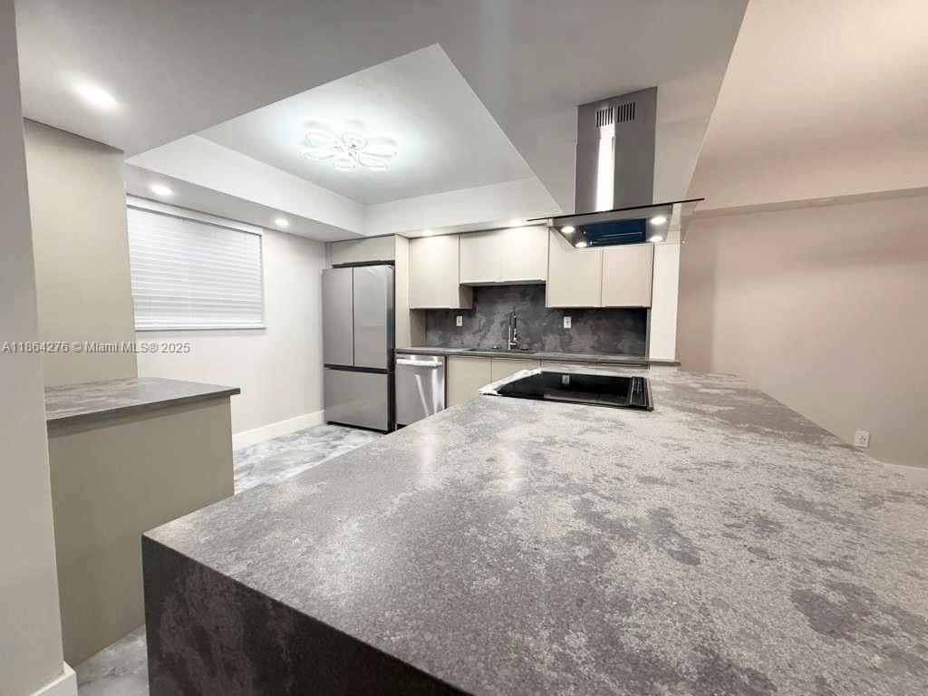 4930 E Sabal Palm Blvd #206