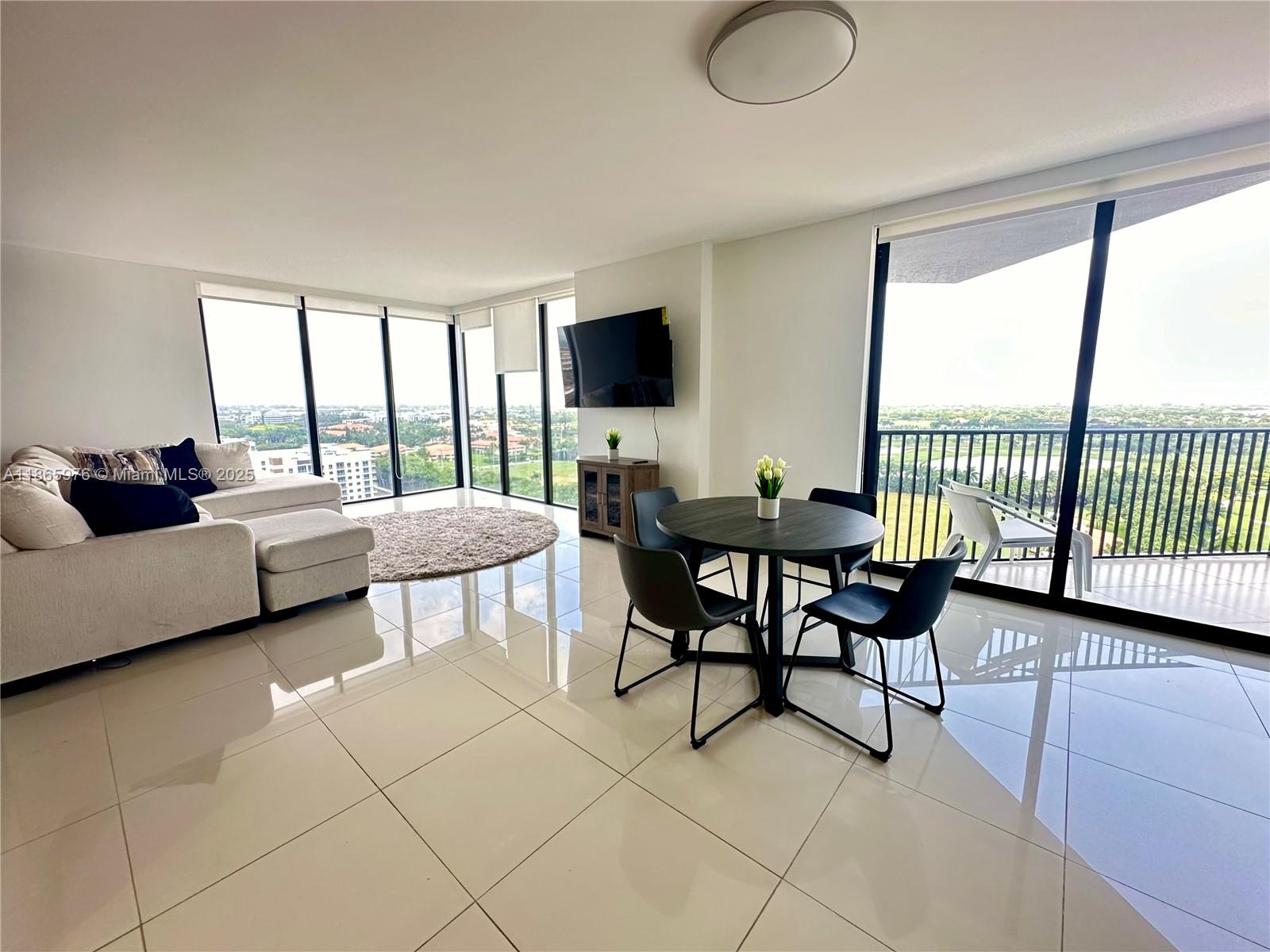 5252 NW 85th Ave #1702 Doral, FL 33166